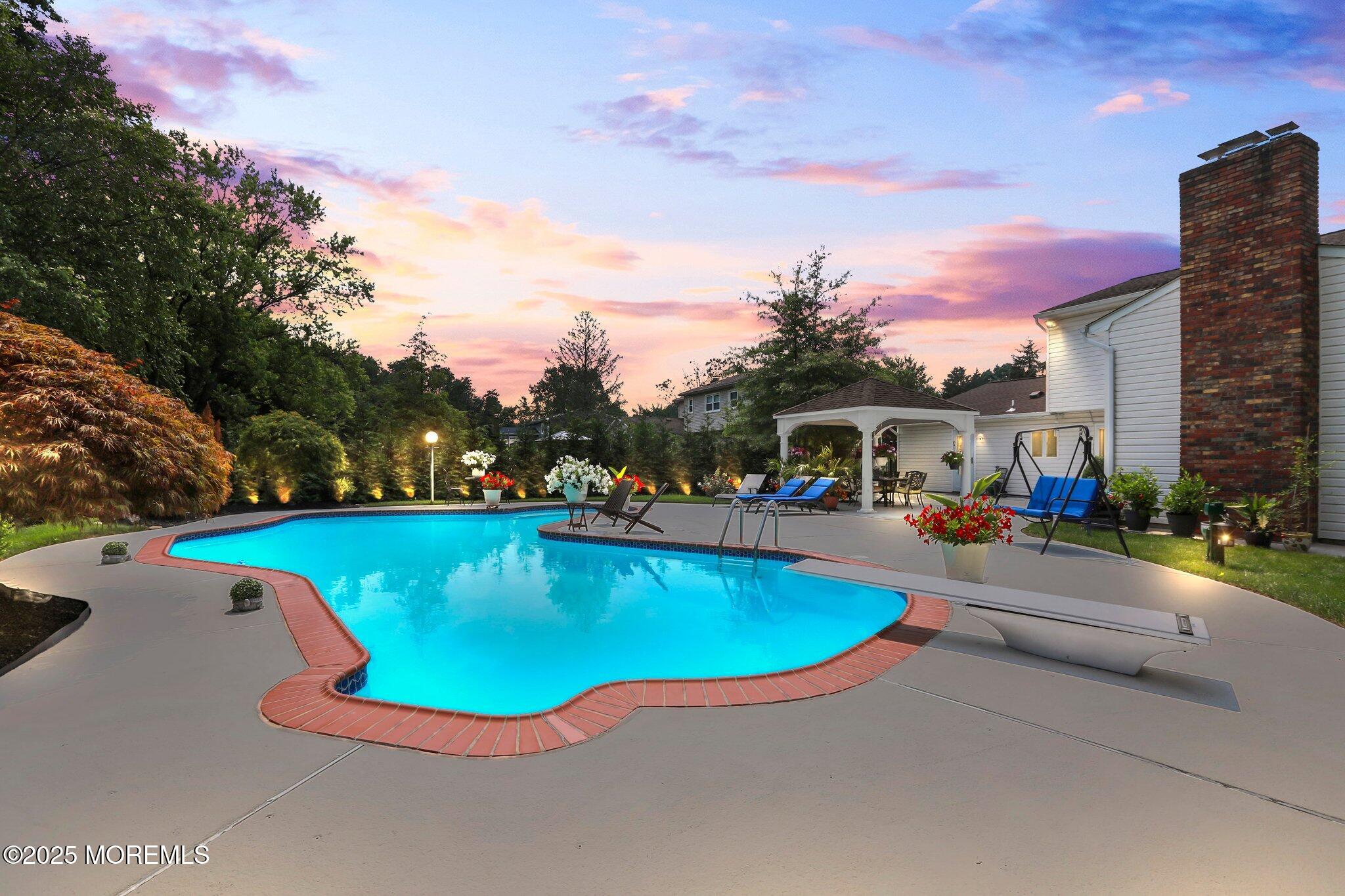99 Sherwood Drive