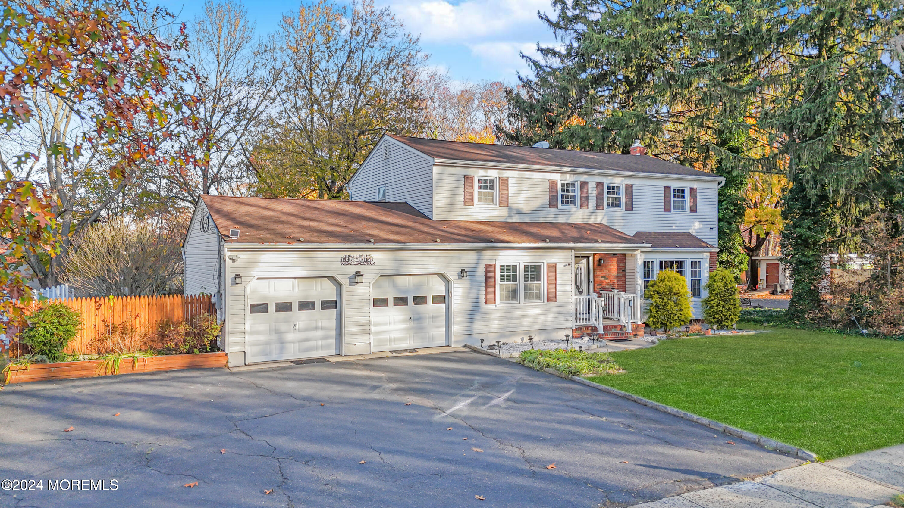 113 Dunhams Corner Road, East Brunswick, New Jersey image 2