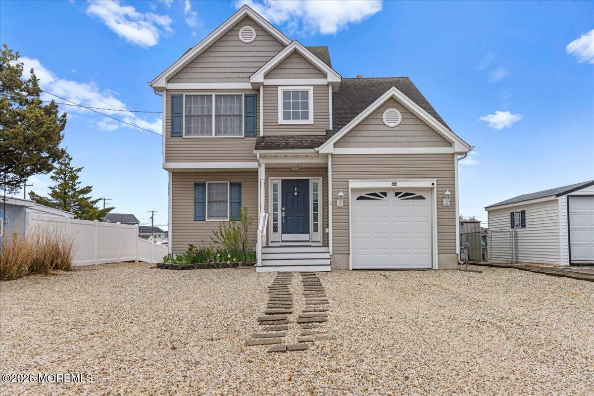 3 Cranbury Lake Drive