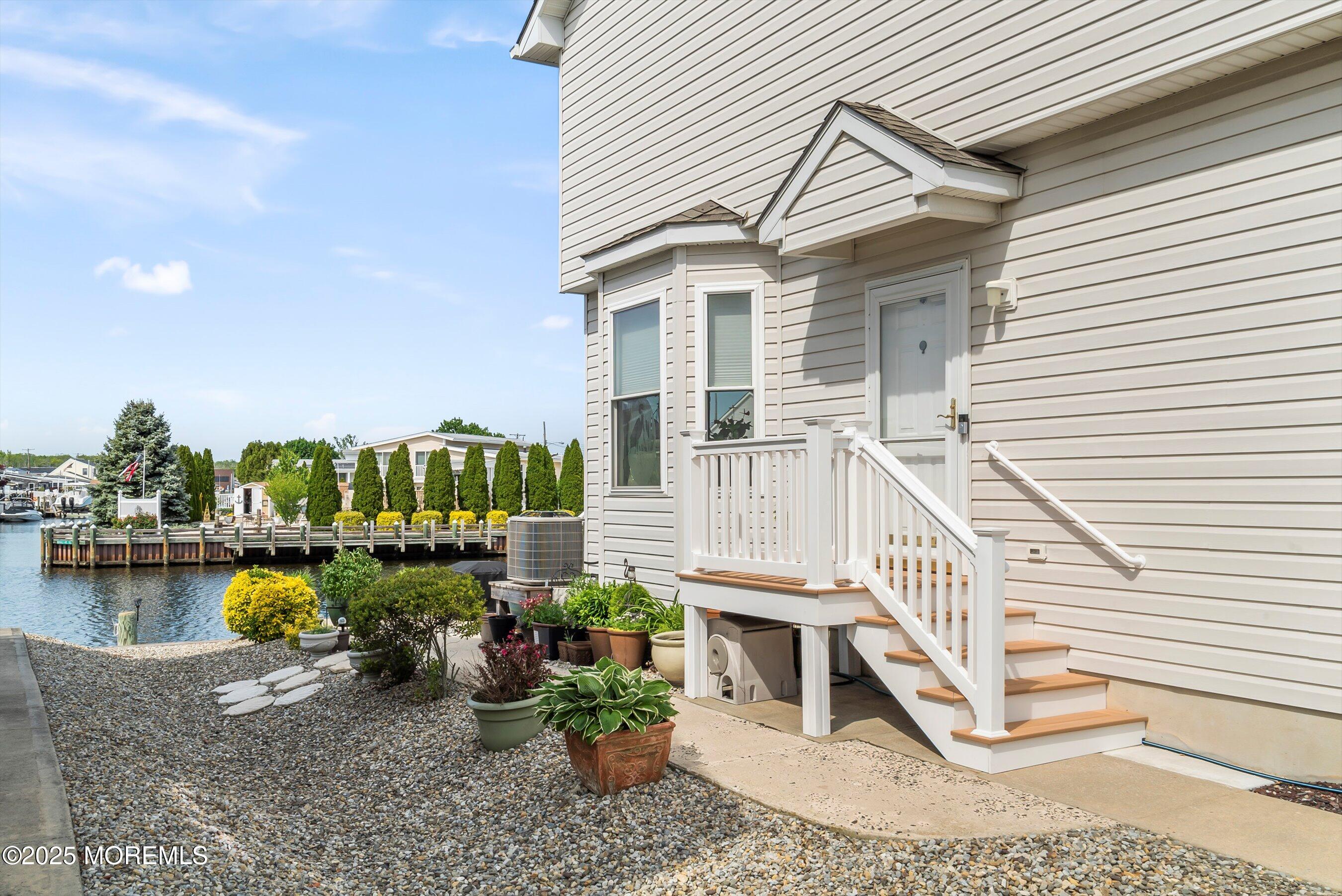 12 Blue Heron Lane, Bayville, New Jersey image 9