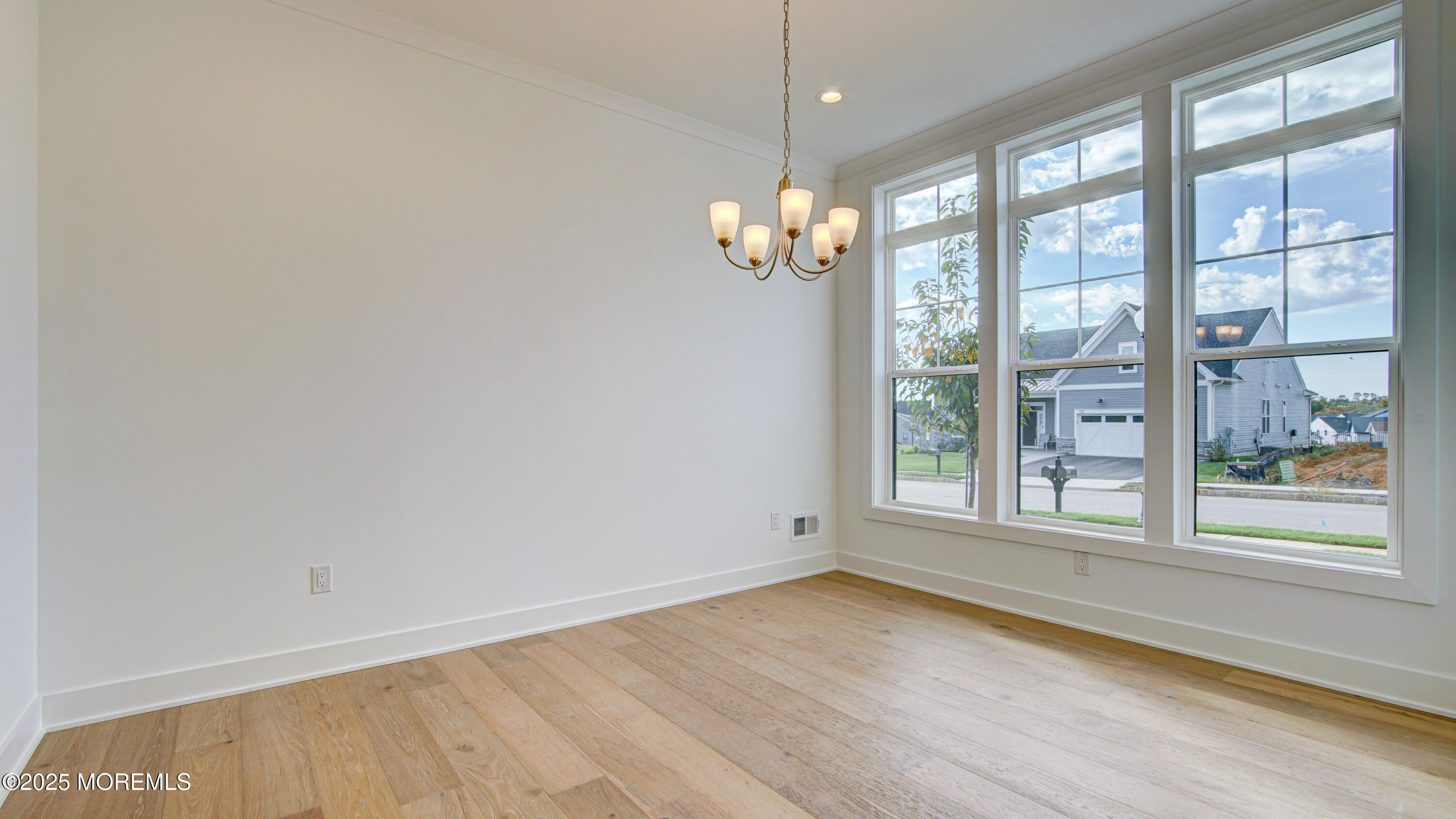 7 Ashlynn Court, Manalapan, New Jersey image 8