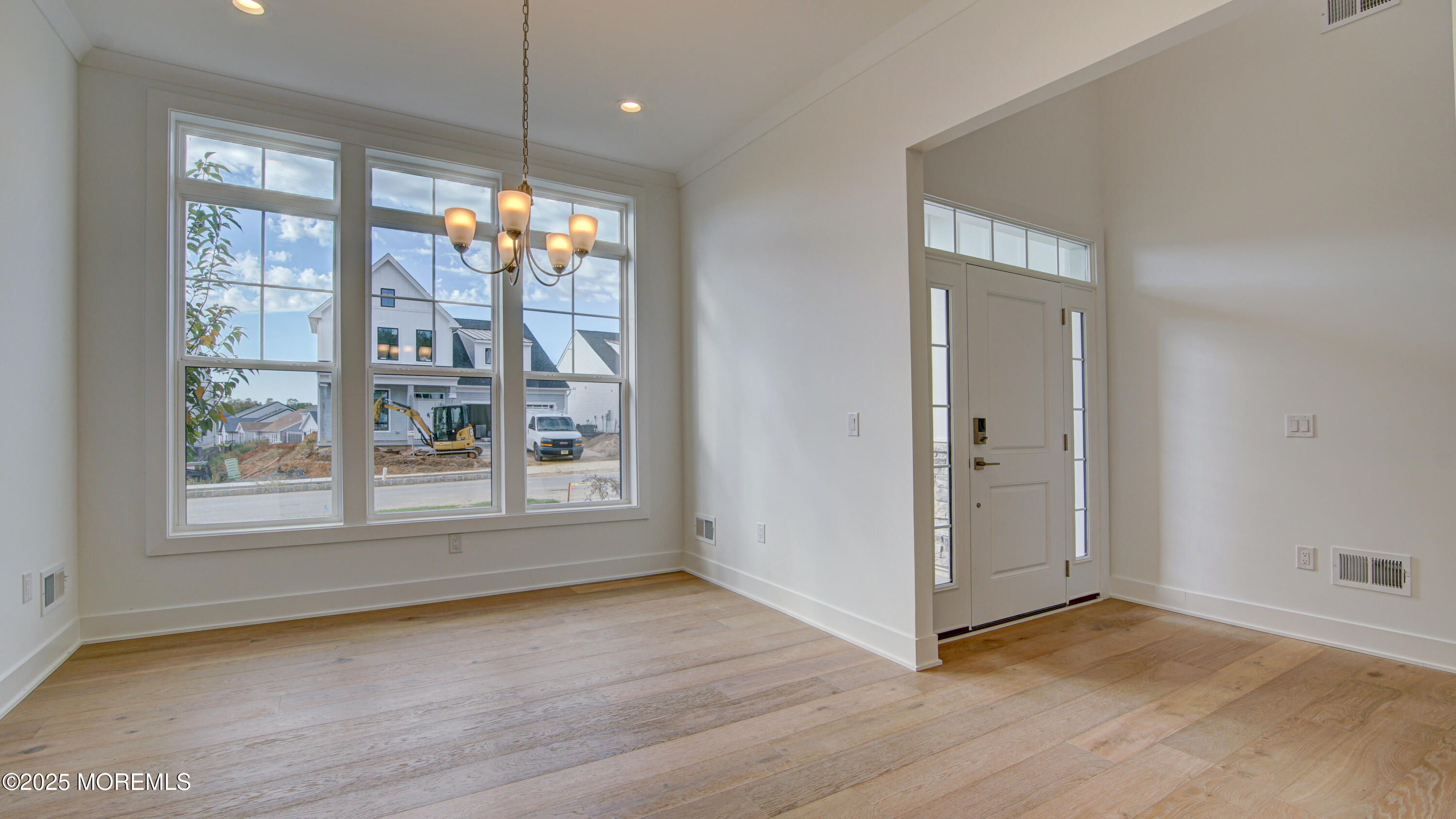 7 Ashlynn Court, Manalapan, New Jersey image 2