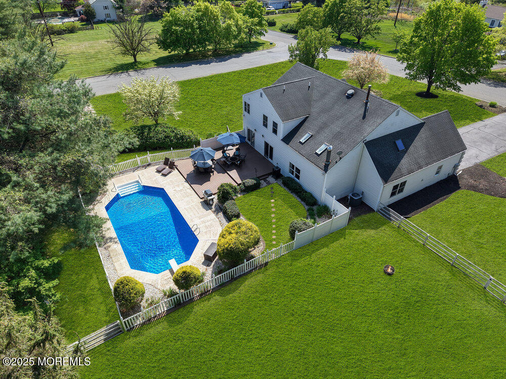 20 Longview Drive, Colts Neck, New Jersey image 2