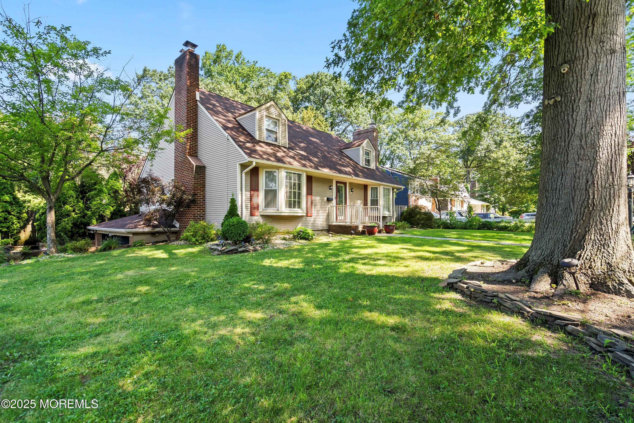 305 Mountain Avenue