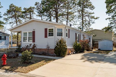 Homes For Sale - 114 Briarwood Court<br/> Whiting, NJ 08759