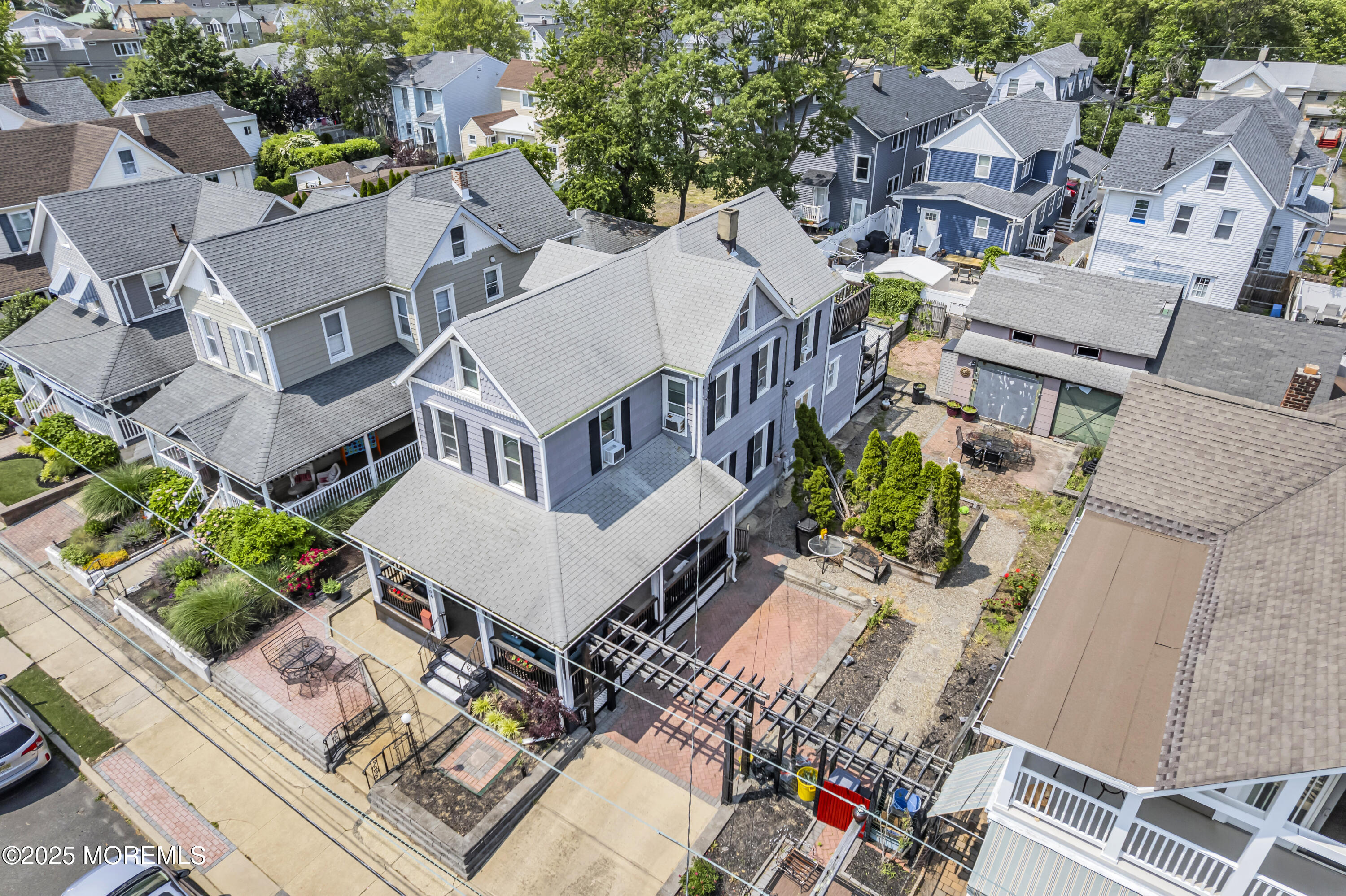 404 Park Place Avenue