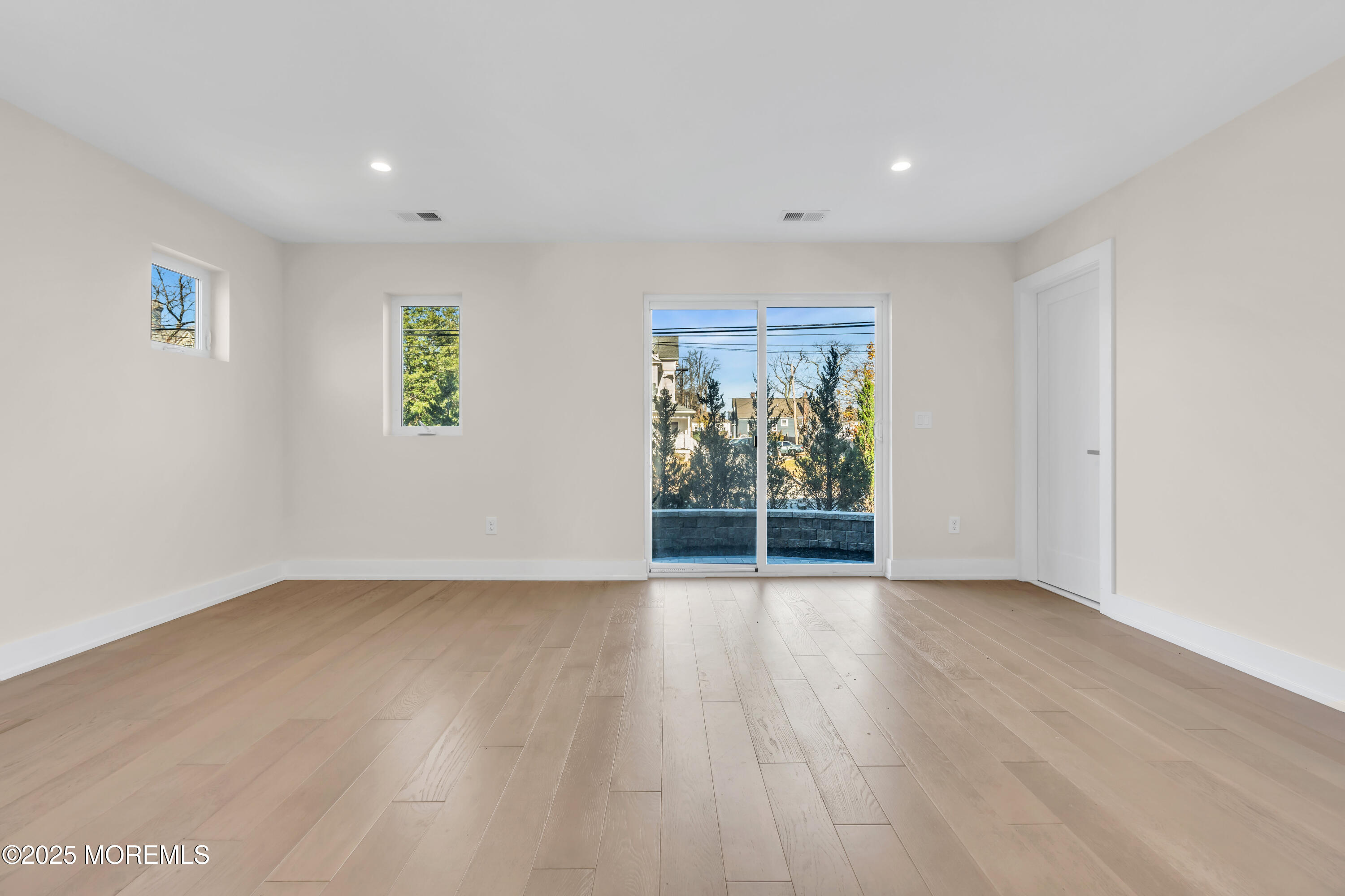 Long Branch, New Jersey, 07740, United States, 4 Bedrooms Bedrooms, ,4 BathroomsBathrooms,Residential,Active,2022667