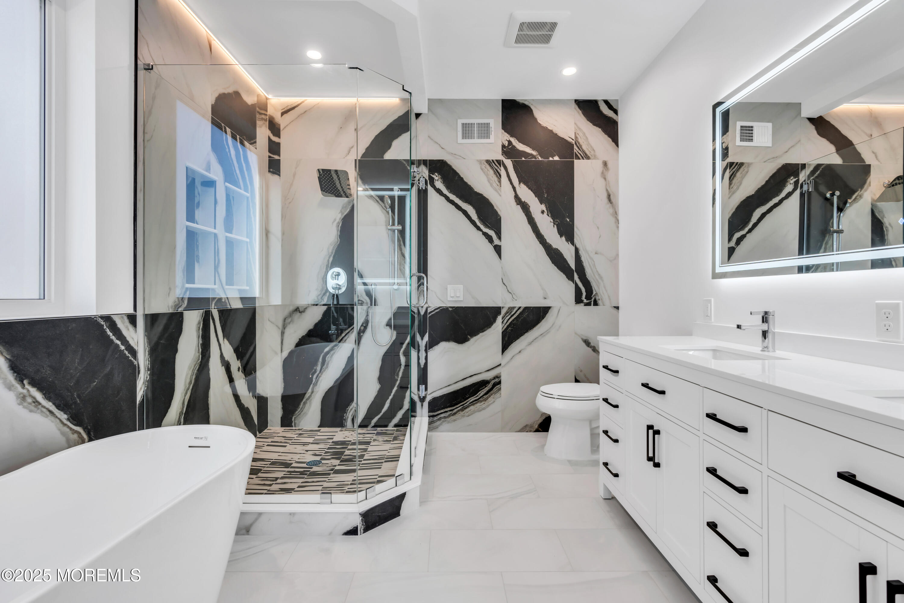Long Branch, New Jersey, 07740, United States, 4 Bedrooms Bedrooms, ,4 BathroomsBathrooms,Residential,Active,2022667