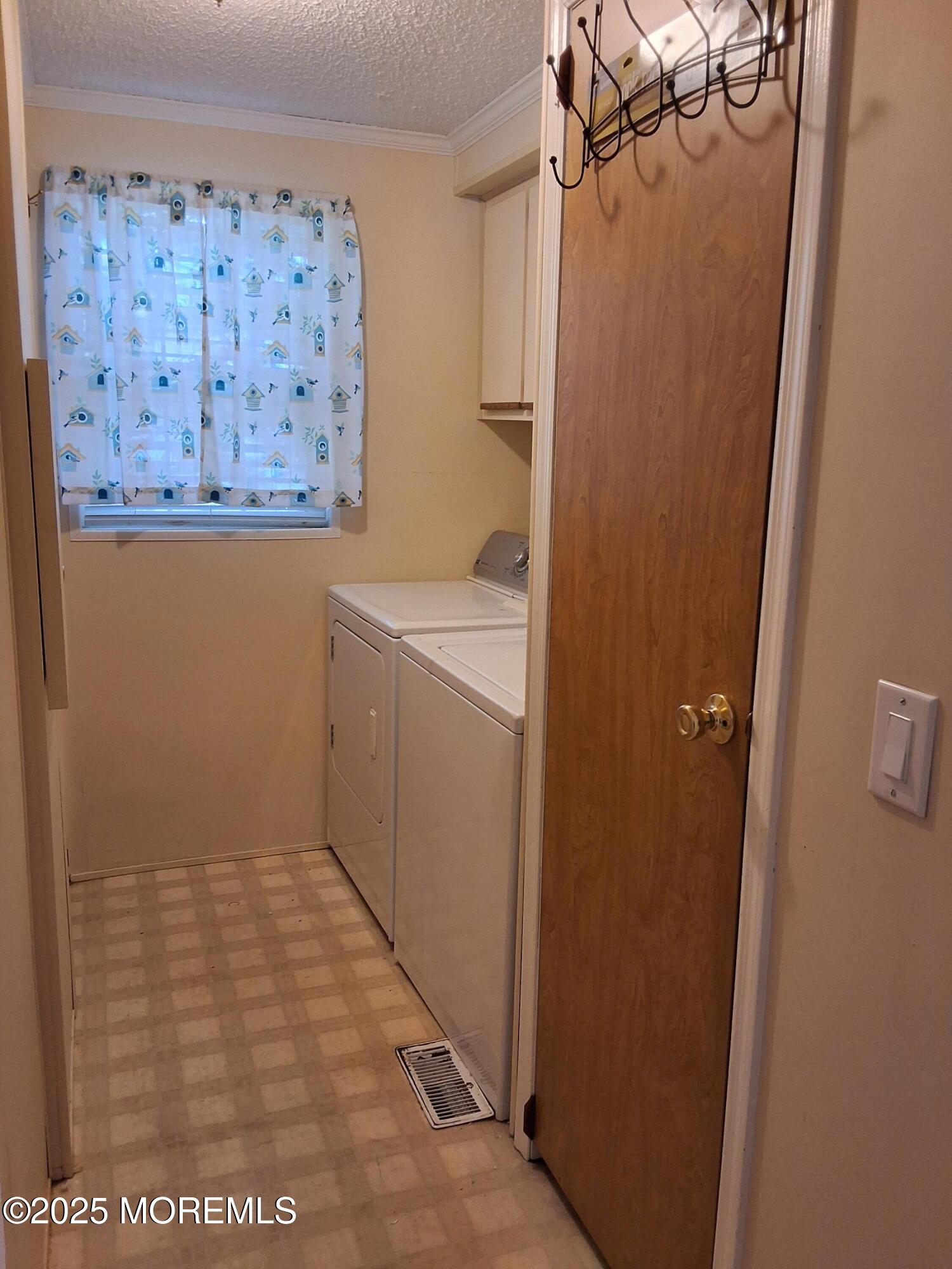 32 Village Road, Morganville, New Jersey image 22