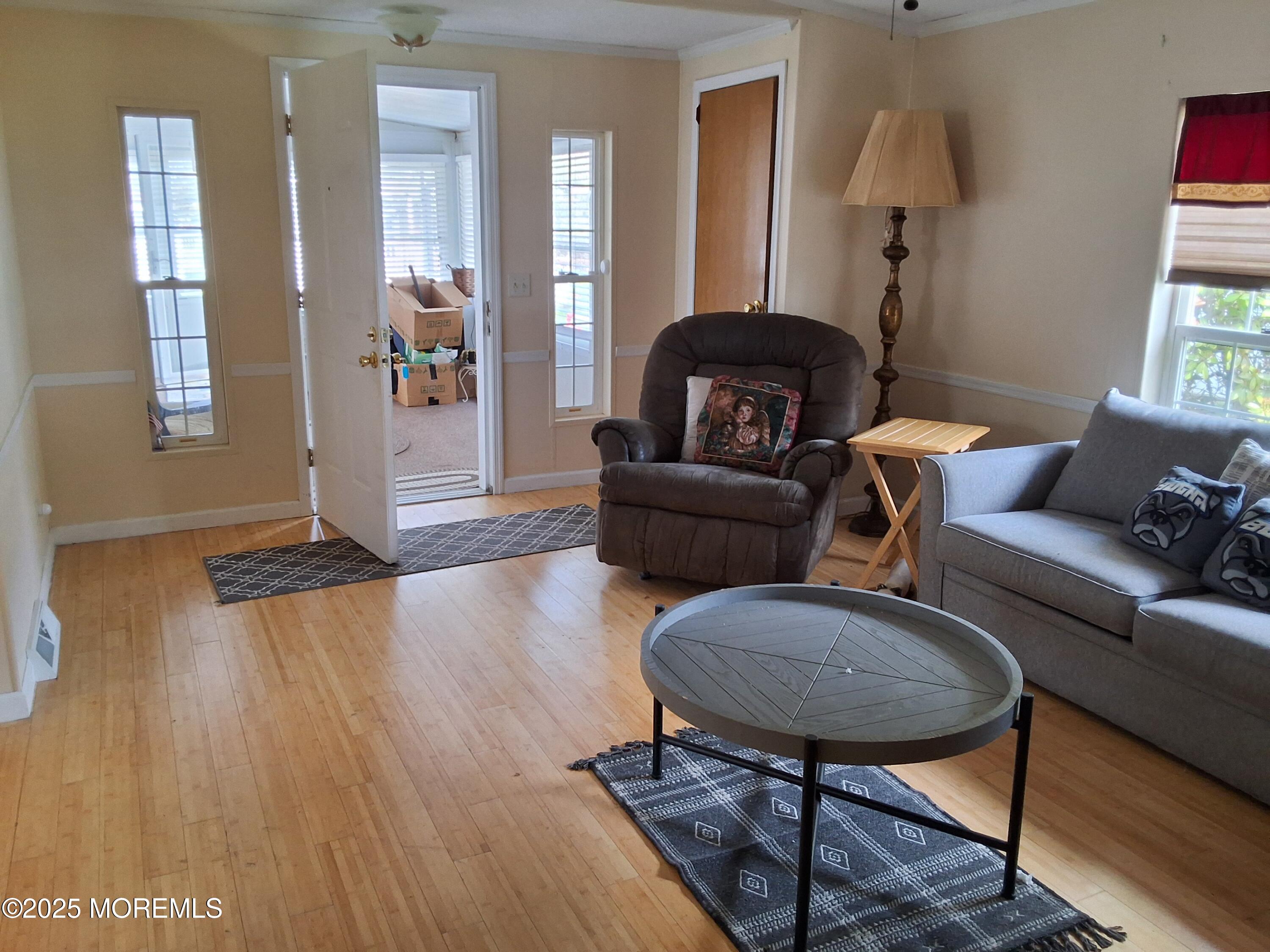 32 Village Road, Morganville, New Jersey image 10