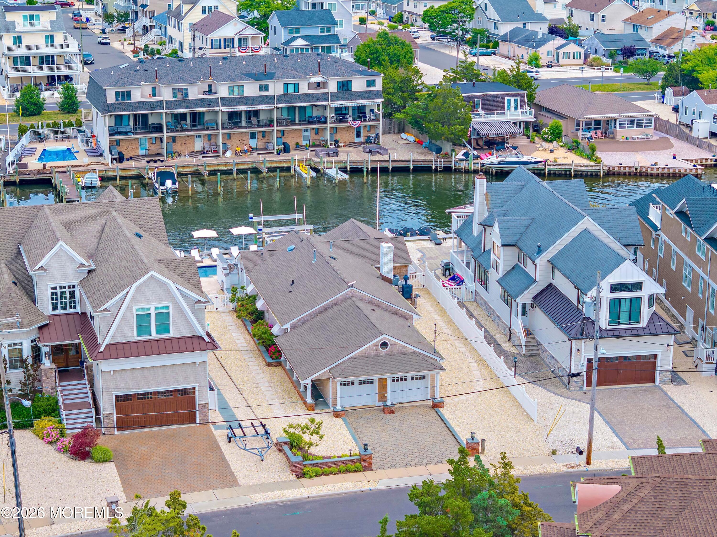 120 Dickman Drive