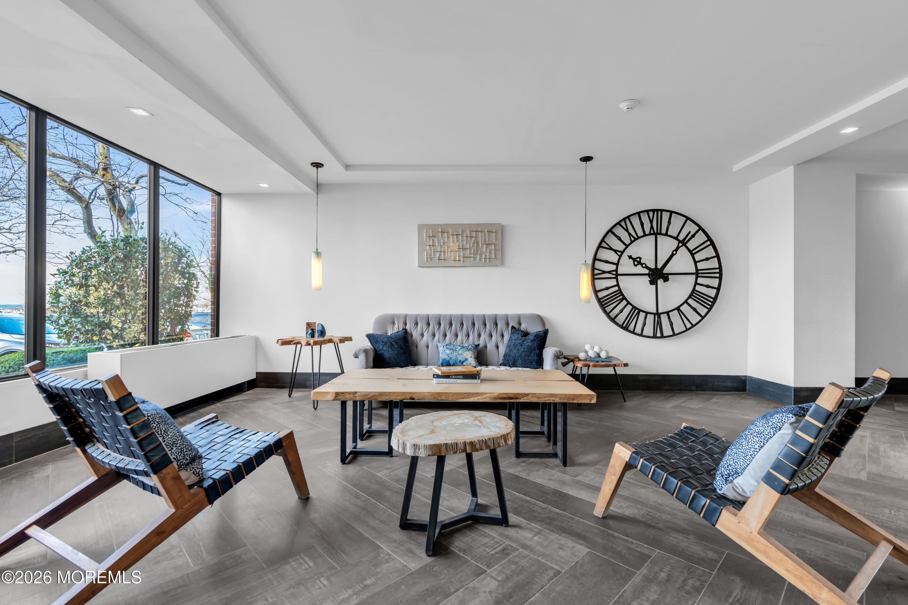 10 Ocean Boulevard 4C