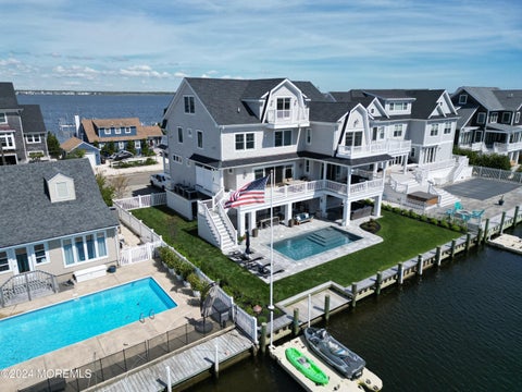 Homes For Rent - 520 Normandy Drive #WKLY SUMMER RENTAL<br/> Mantoloking, NJ 08738