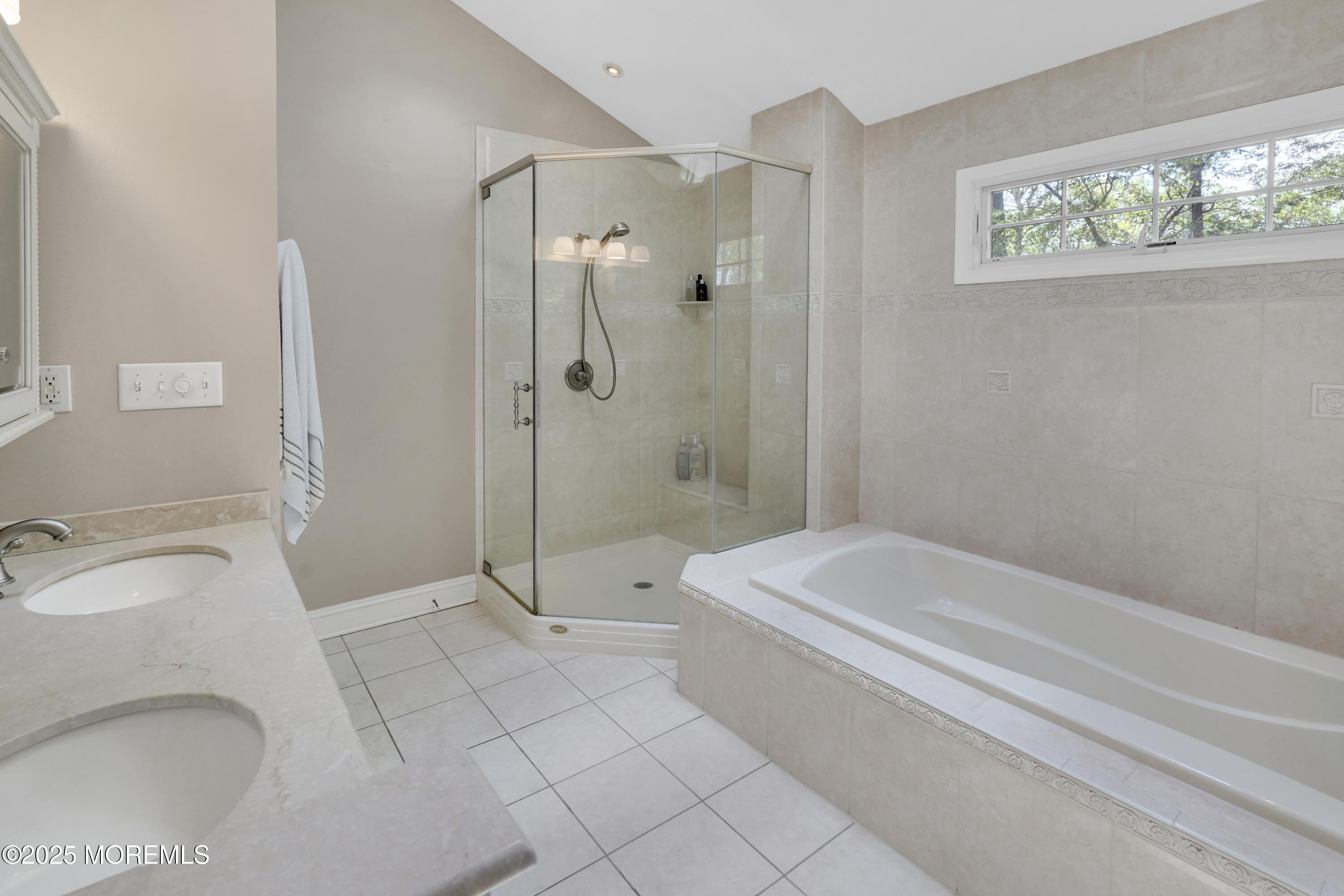 105 Tallwood Lane, Lincroft, New Jersey image 37