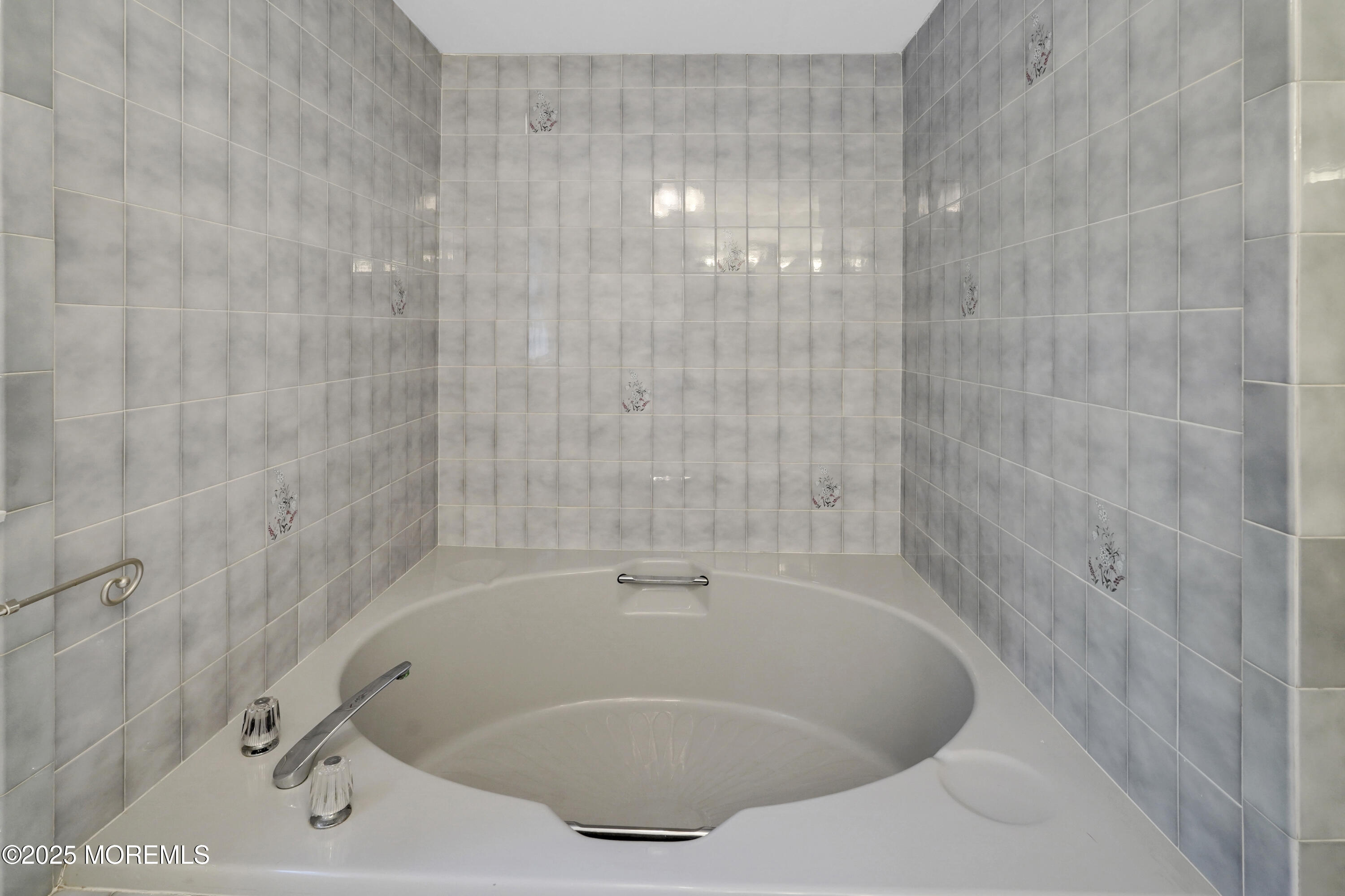105 Tallwood Lane, Lincroft, New Jersey image 46