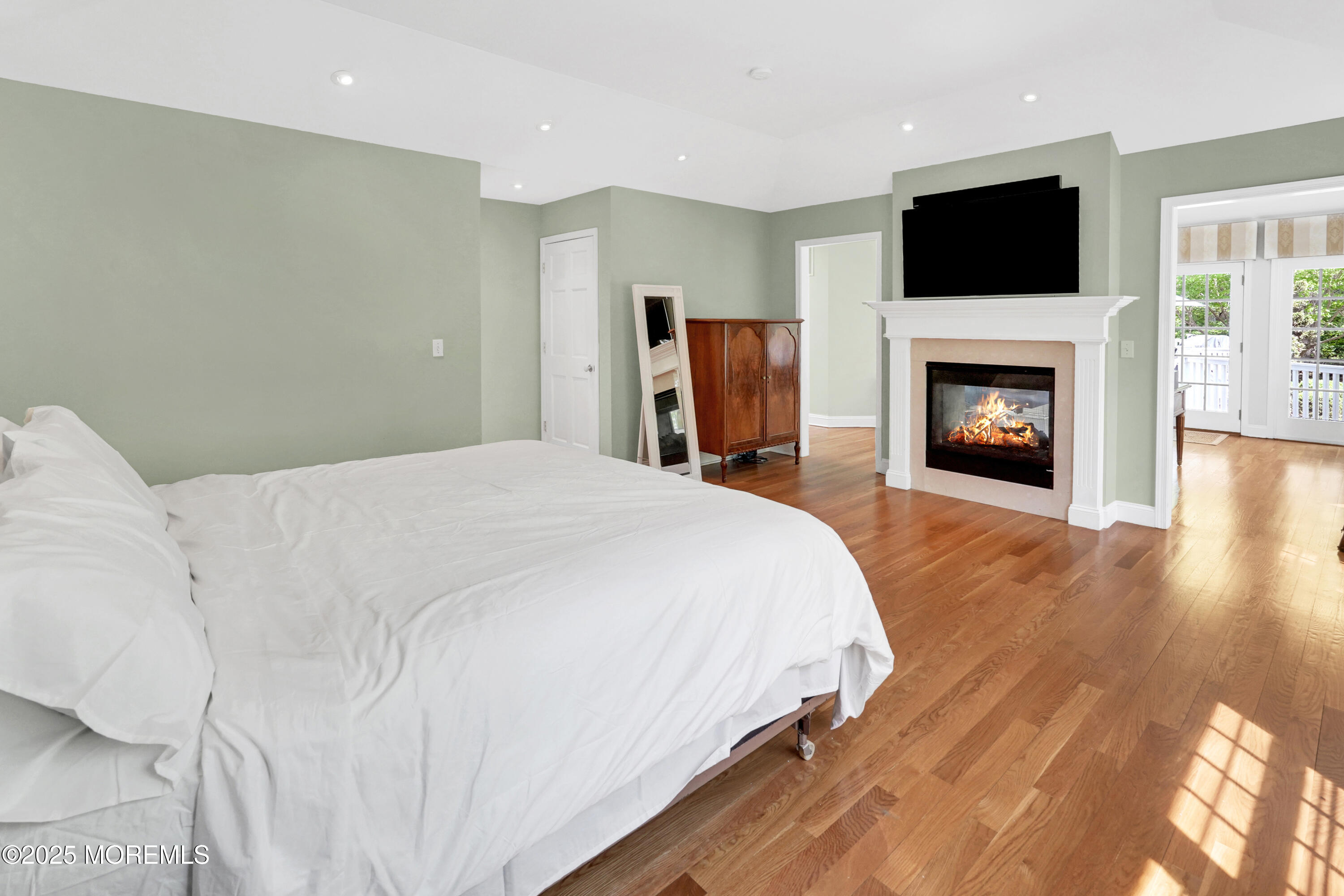 105 Tallwood Lane, Lincroft, New Jersey image 33