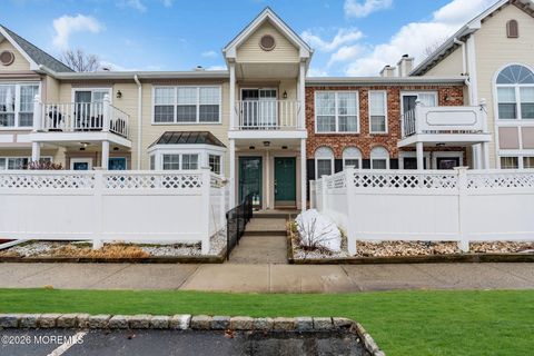 Condo For Sale - 86 Secretariat Court<br/> Tinton Falls, NJ 07724