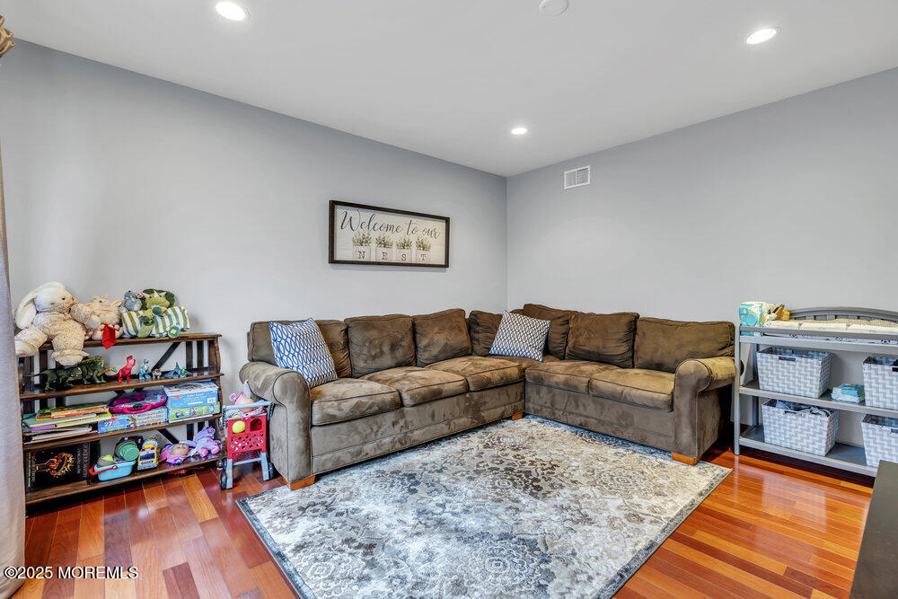 281 Jill Court, Toms River, New Jersey image 15