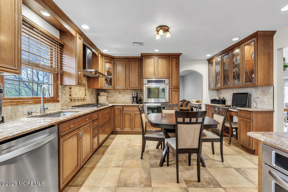 281 Jill Court, Toms River, New Jersey image 28