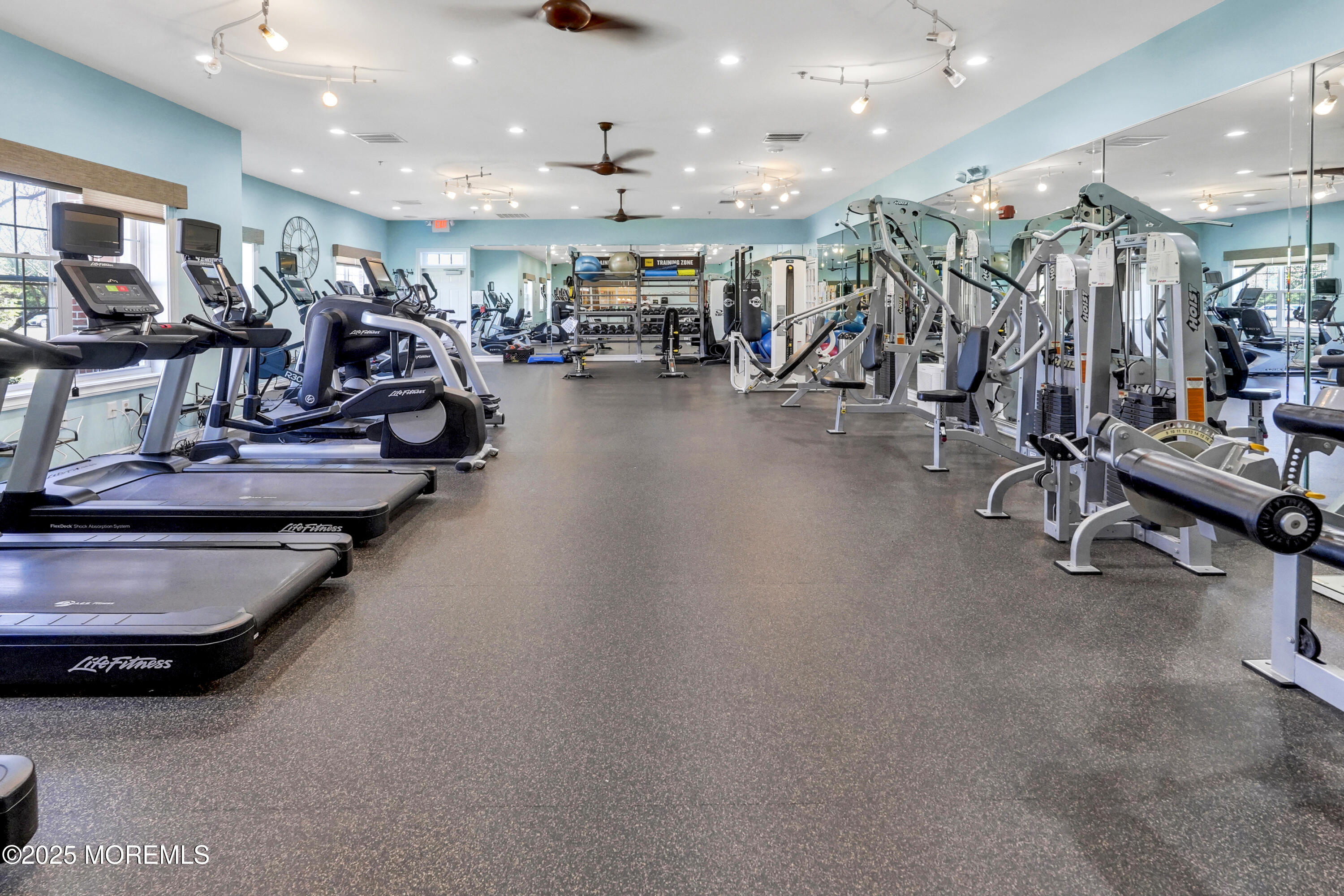 60 E Bosworth Boulevard, Farmingdale, New Jersey image 47