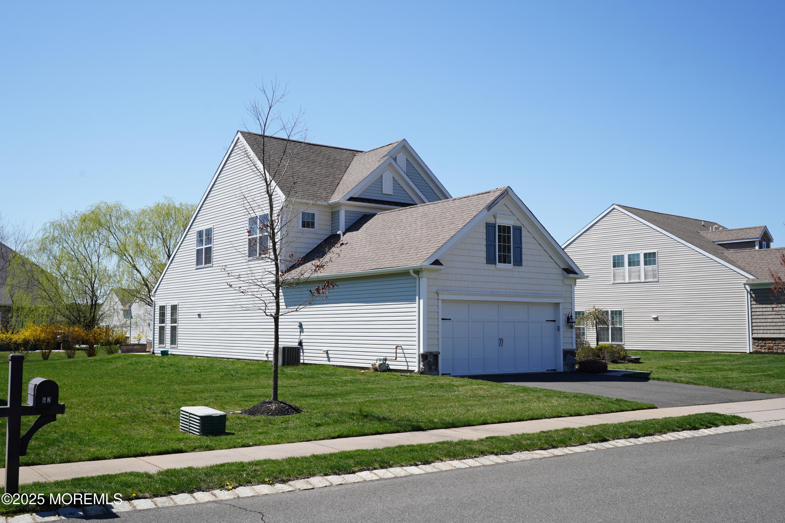 60 E Bosworth Boulevard, Farmingdale, New Jersey image 48