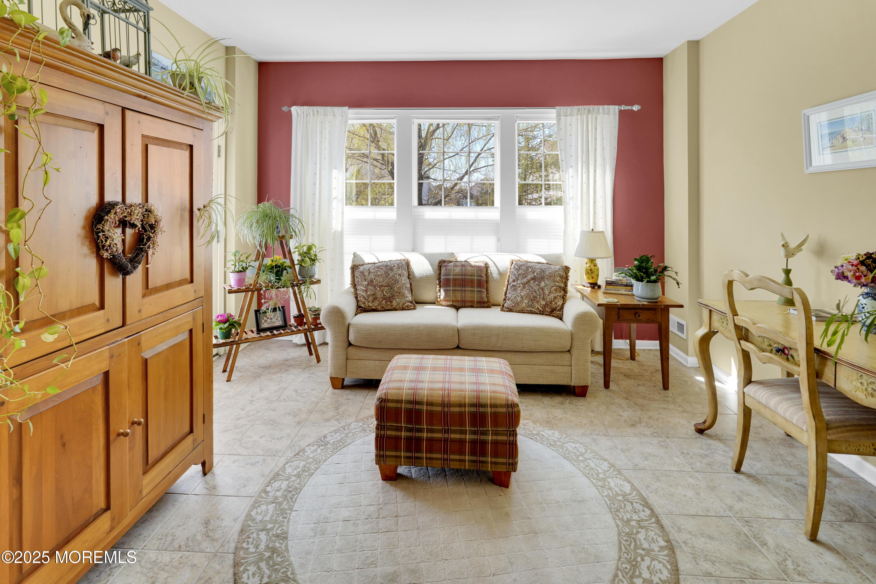 60 E Bosworth Boulevard, Farmingdale, New Jersey image 24