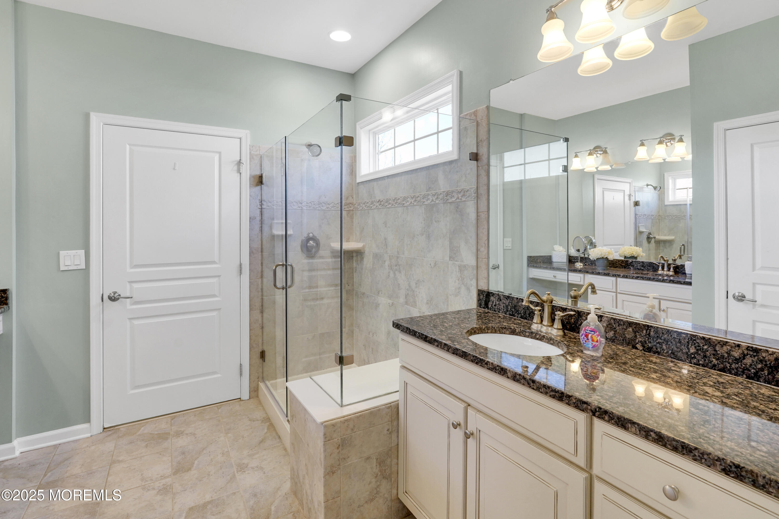 60 E Bosworth Boulevard, Farmingdale, New Jersey image 29