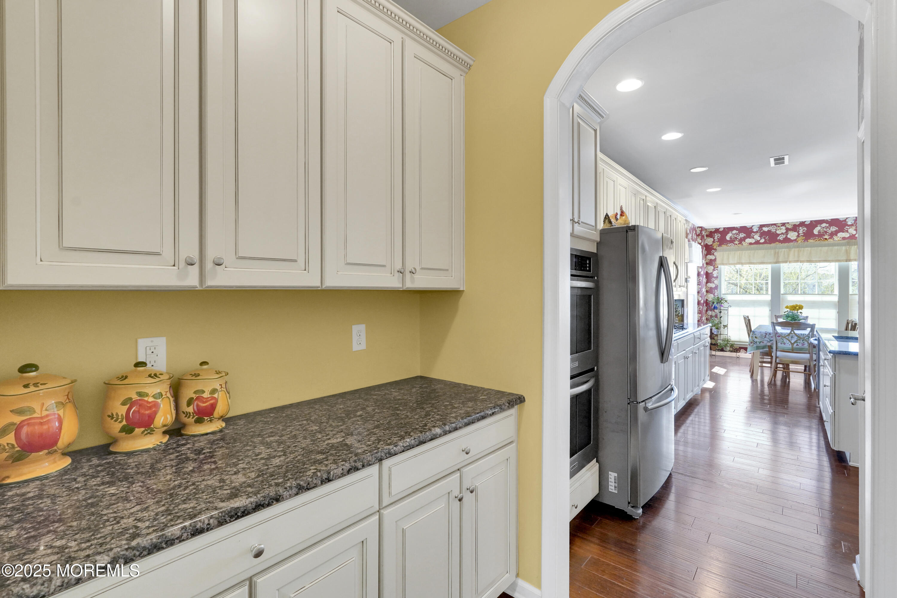 60 E Bosworth Boulevard, Farmingdale, New Jersey image 21