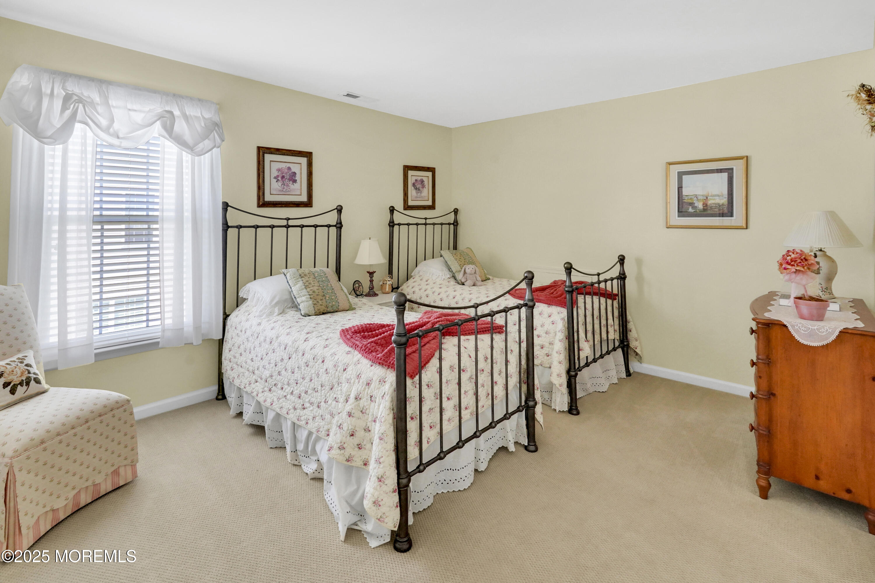 60 E Bosworth Boulevard, Farmingdale, New Jersey image 40