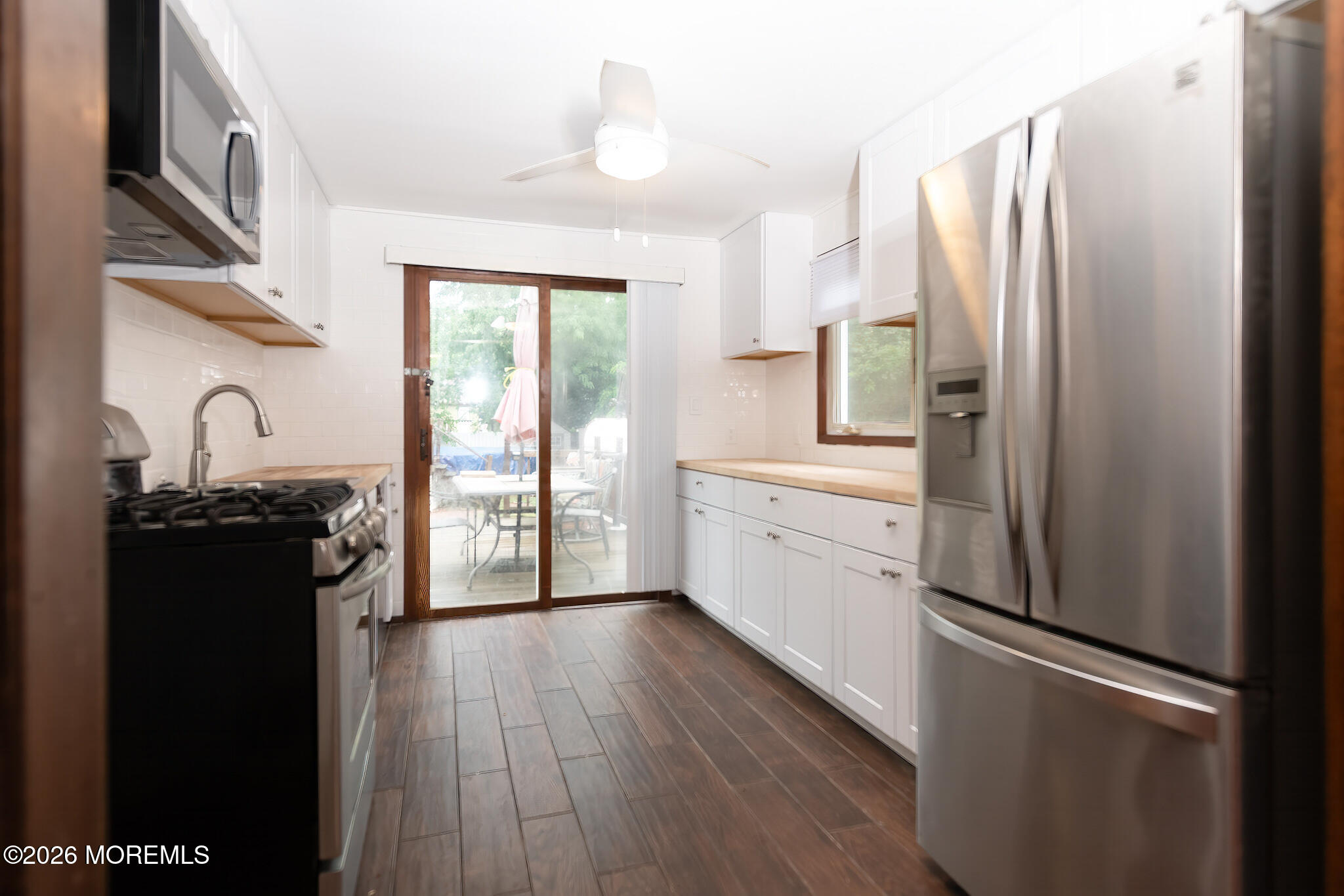 302 Edgeview Road