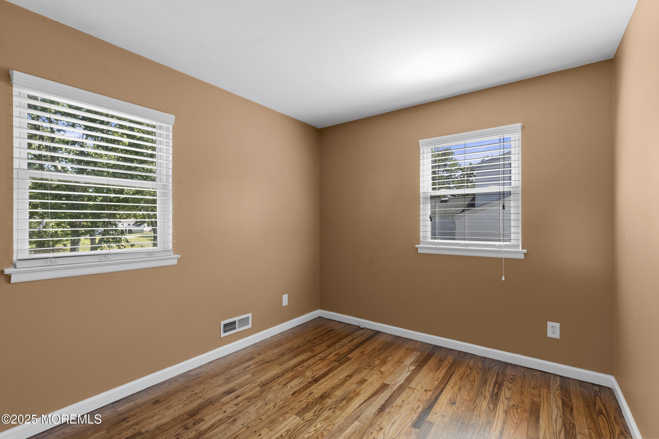18 Hampton Road, Howell, New Jersey image 11