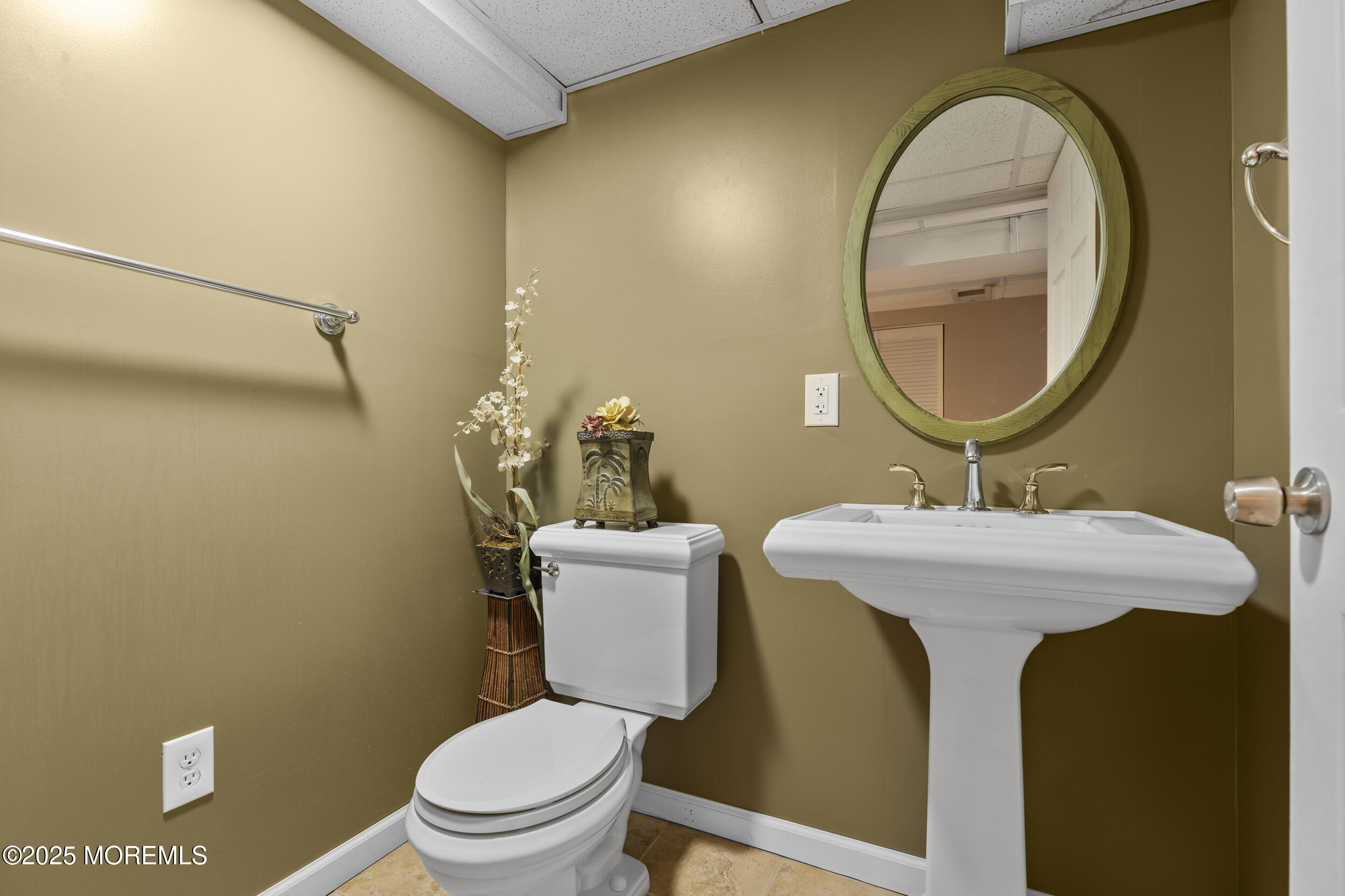 18 Hampton Road, Howell, New Jersey image 14