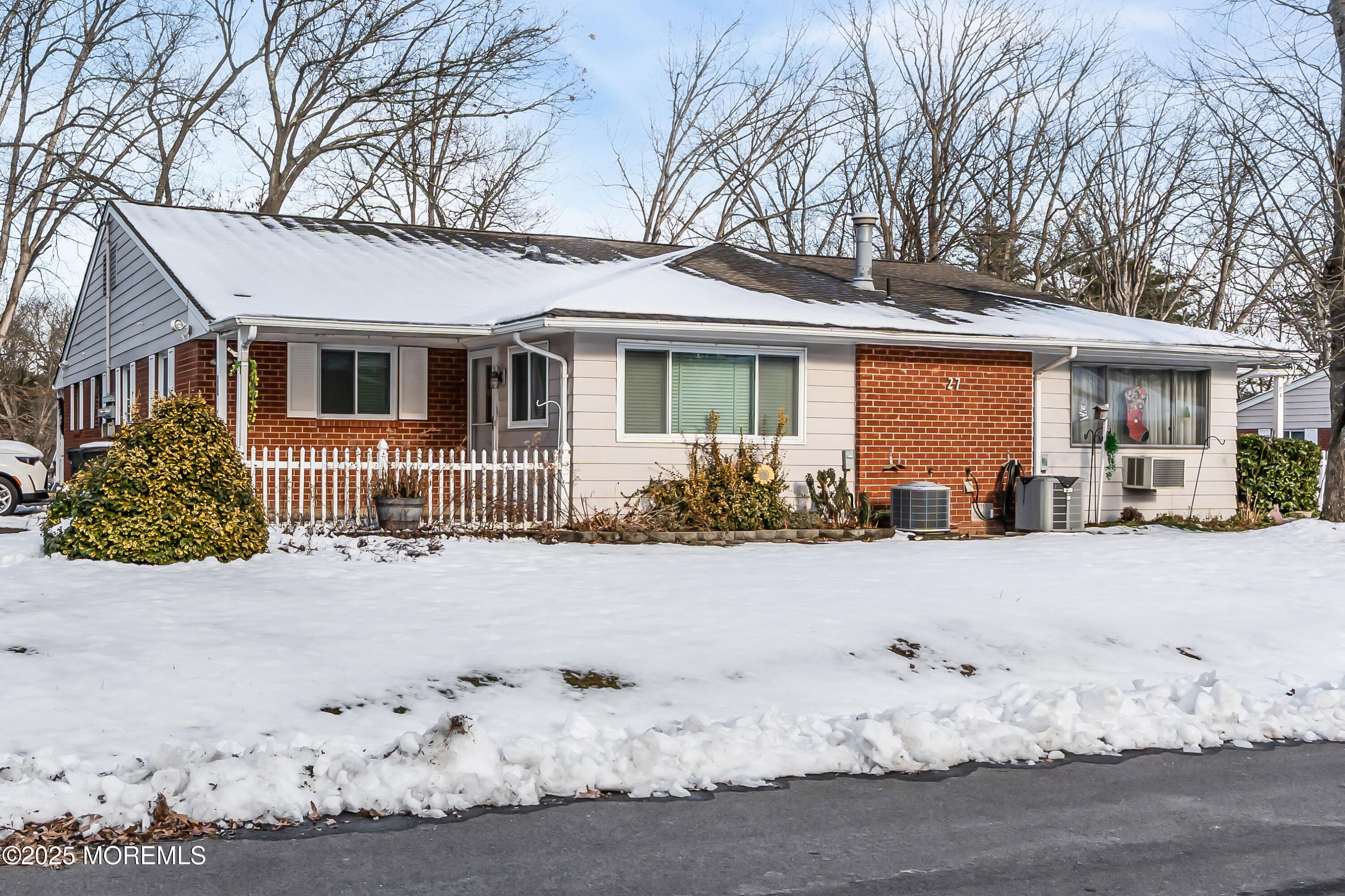 27 Cardinal Street B