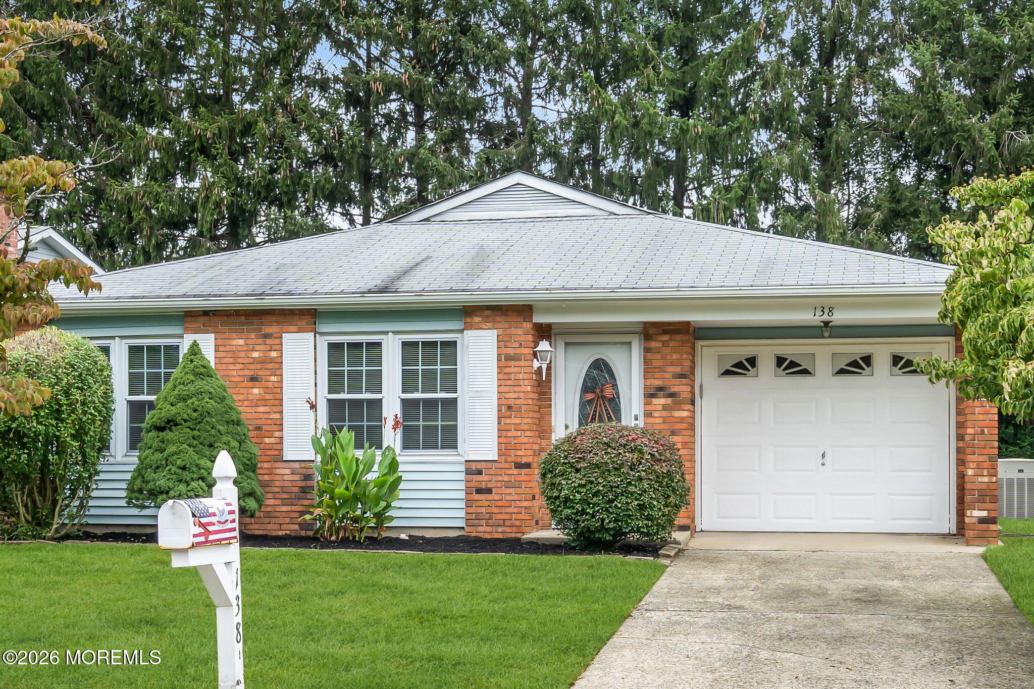 138 Lions Head Boulevard S