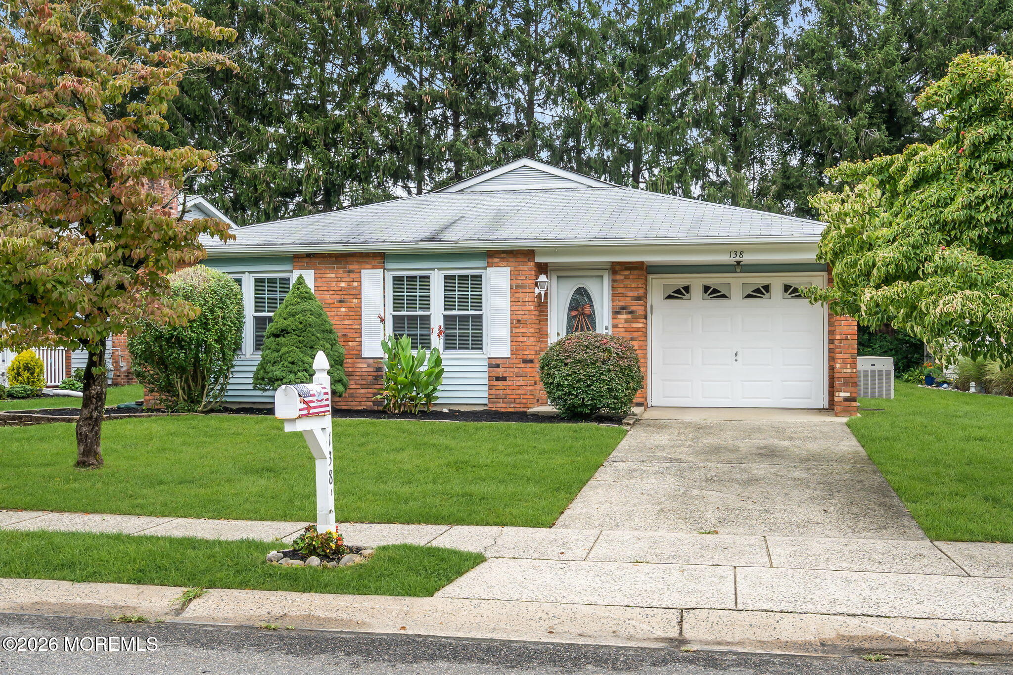 138 Lions Head Boulevard S