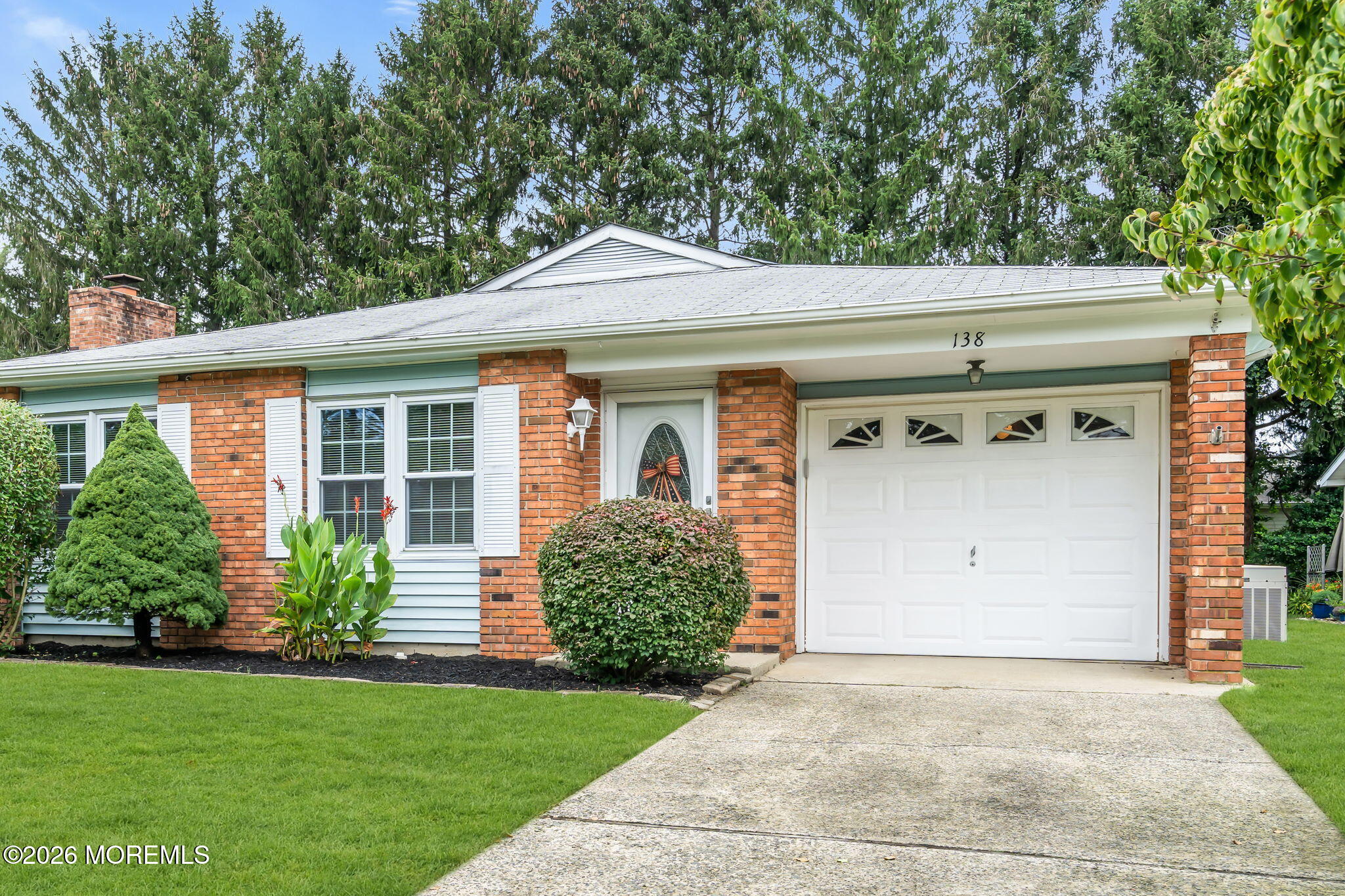 138 Lions Head Boulevard S