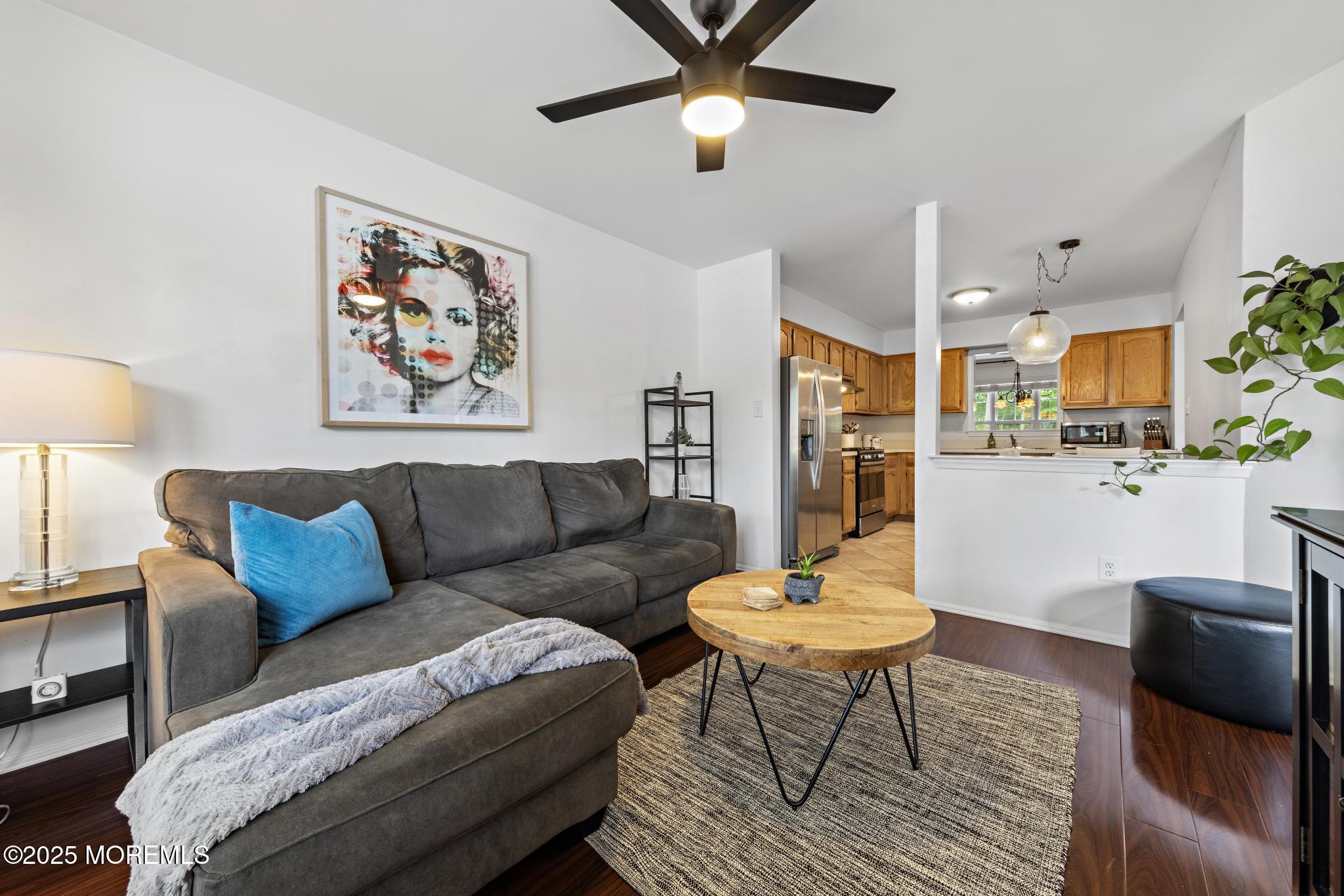 405 Hampton Court #15-4, Manalapan, New Jersey image 9