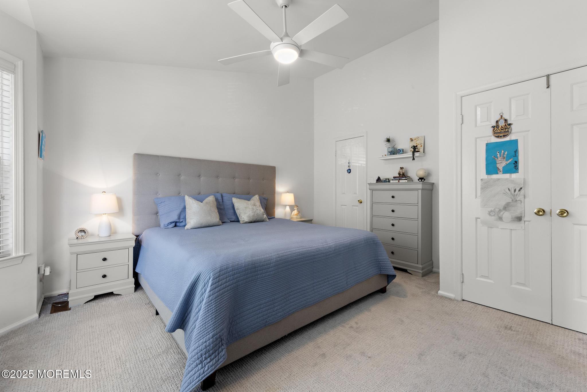405 Hampton Court #15-4, Manalapan, New Jersey image 24