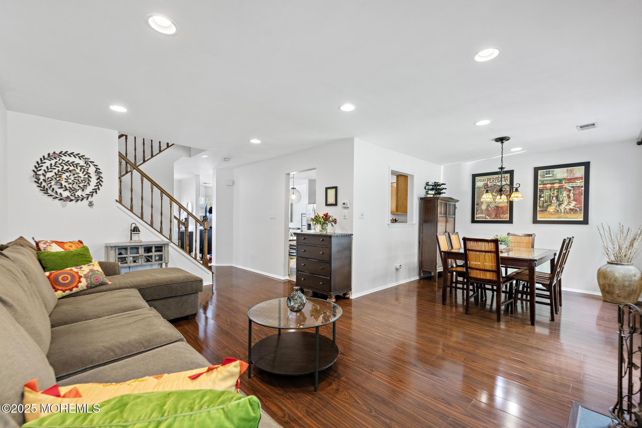 405 Hampton Court #15-4, Manalapan, New Jersey image 14
