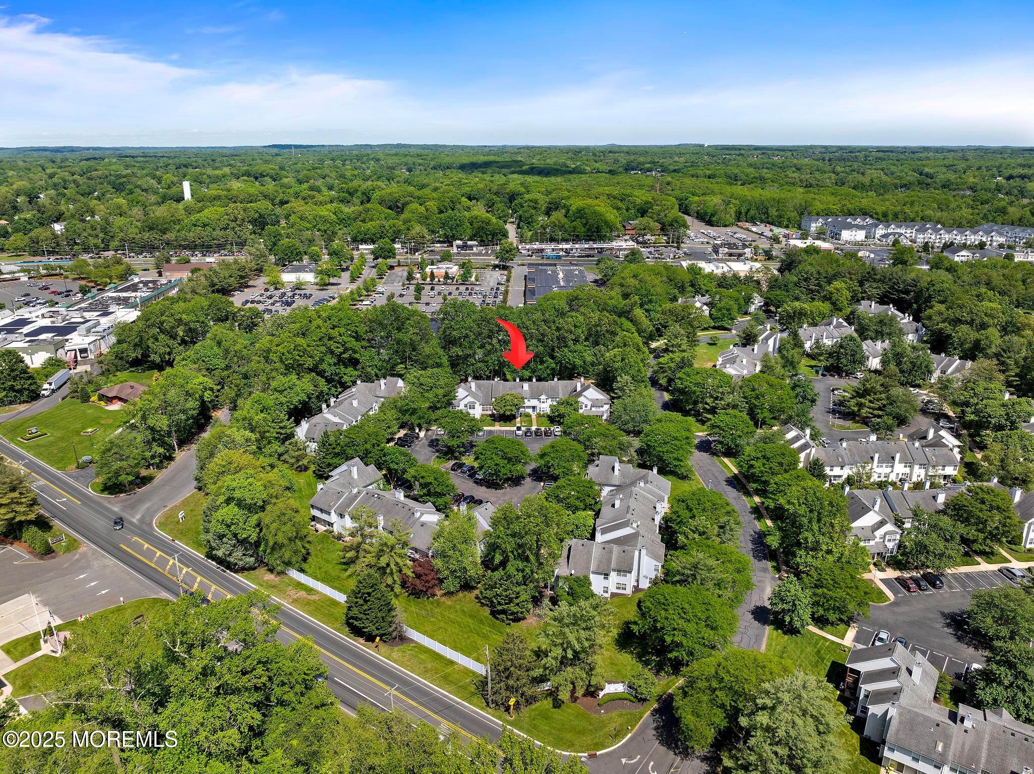 405 Hampton Court #15-4, Manalapan, New Jersey image 37