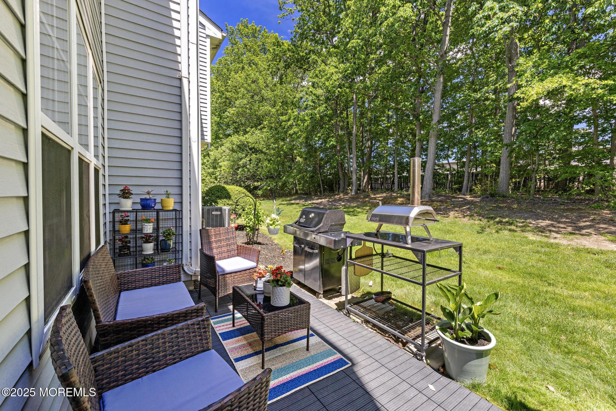405 Hampton Court #15-4, Manalapan, New Jersey image 33
