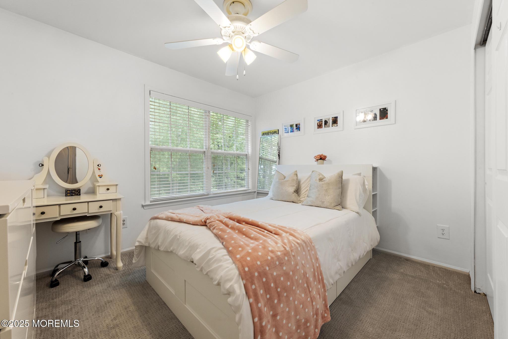 405 Hampton Court #15-4, Manalapan, New Jersey image 27