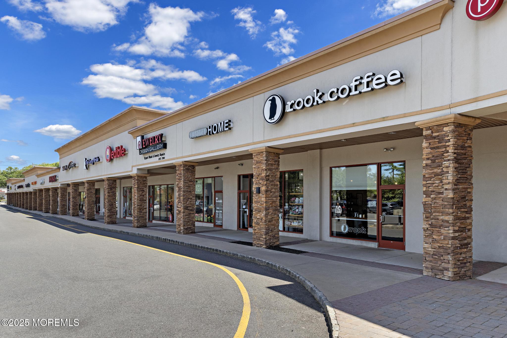 405 Hampton Court #15-4, Manalapan, New Jersey image 41