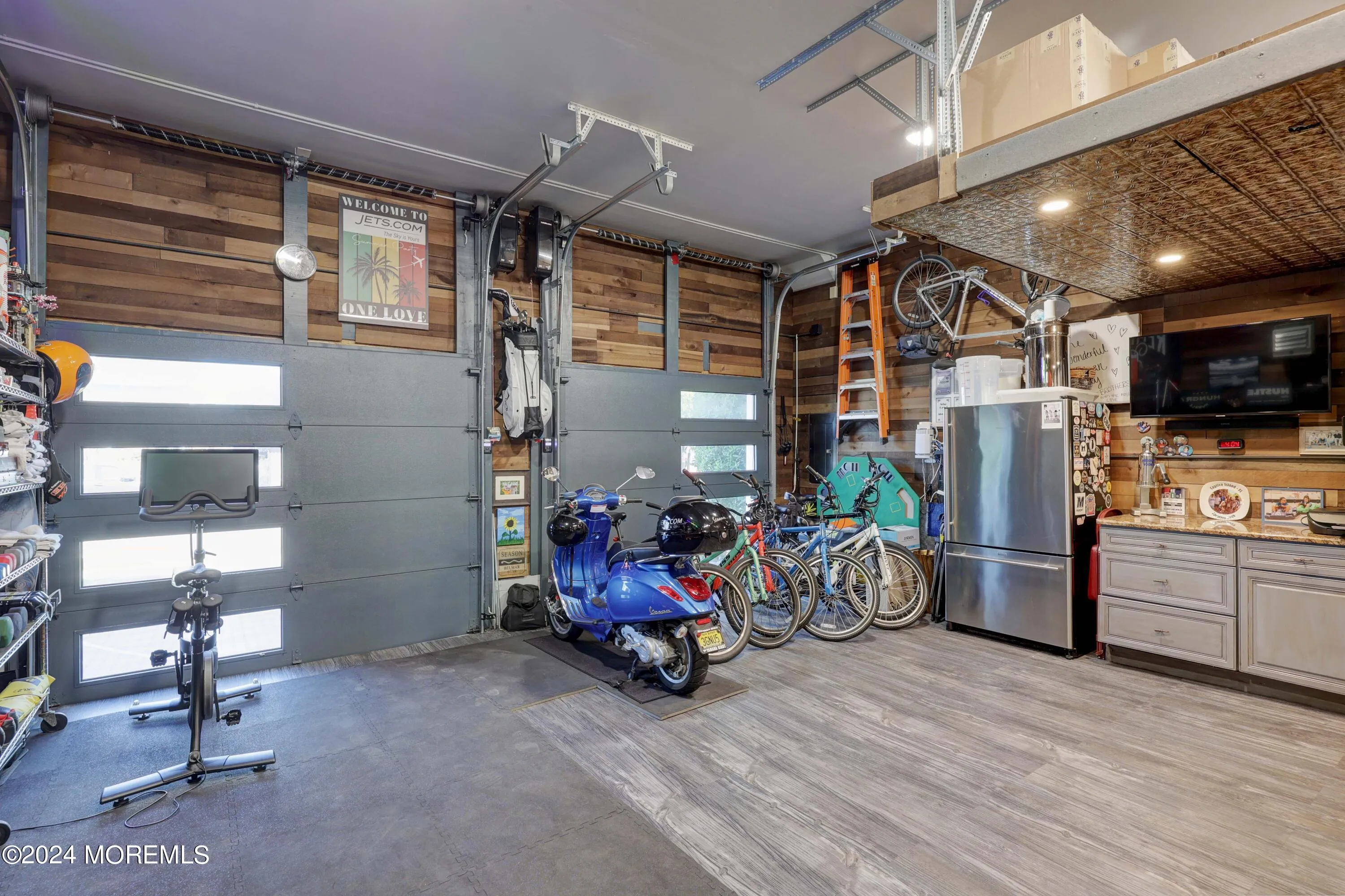 Lake Como, New Jersey 07719, United States, 5 Bedrooms Bedrooms, ,4 BathroomsBathrooms,Residential,Active,255225