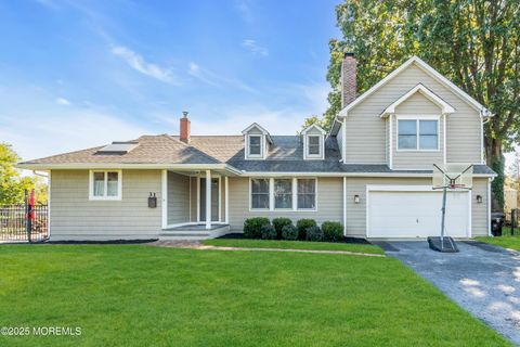 31 Rosalie Avenue Lincroft NJ 07738