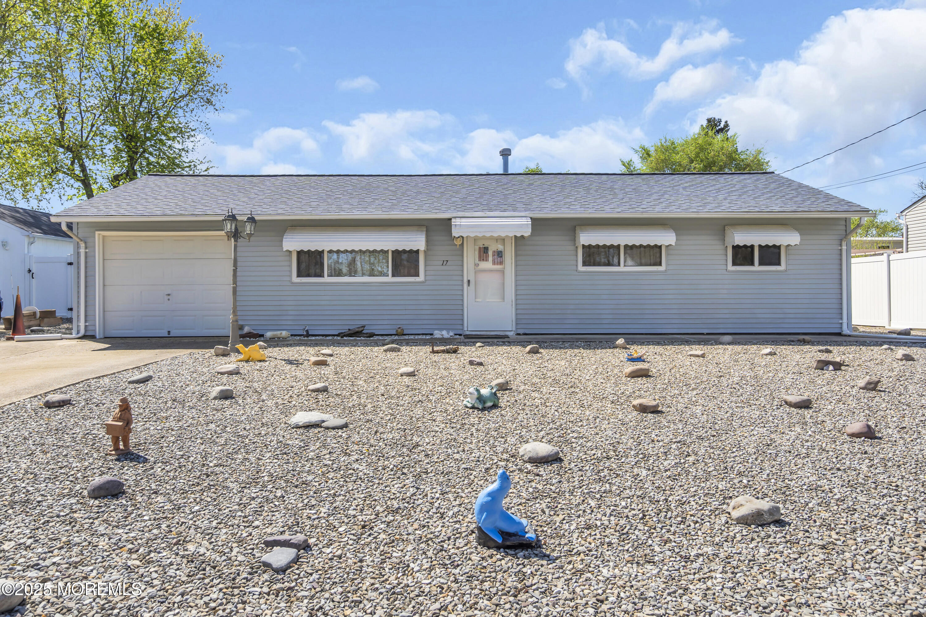 17 Easy Street, Toms River, New Jersey image 1