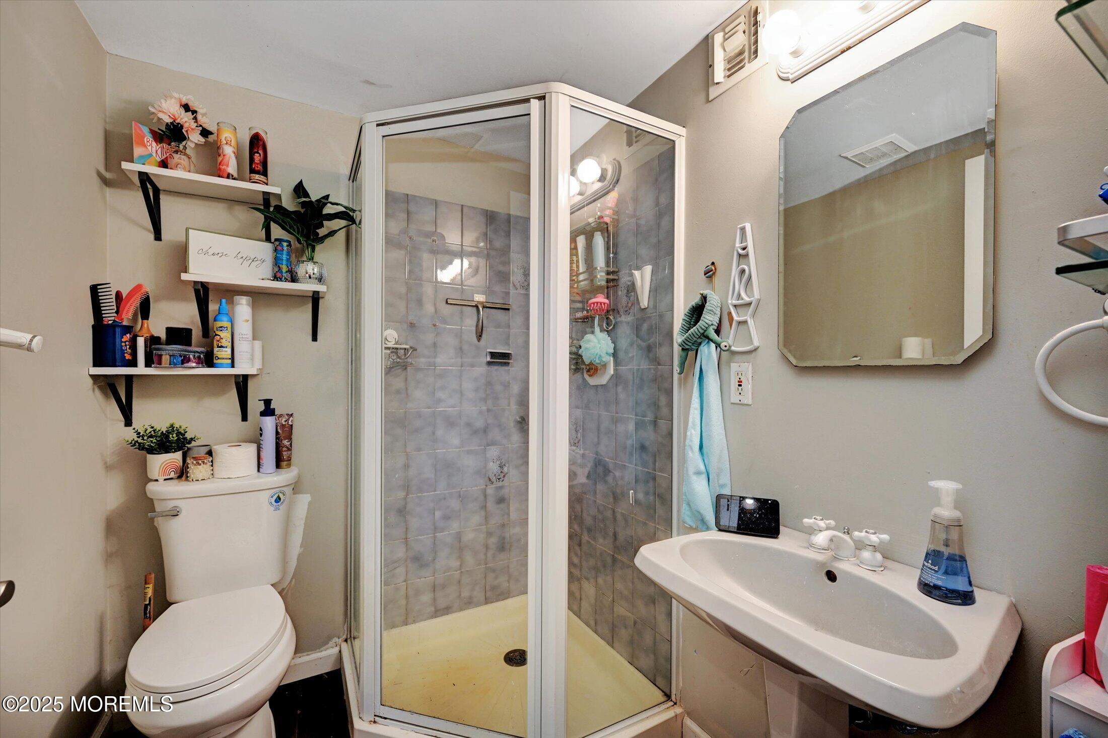 6 Bittersweet Drive, Jackson, New Jersey image 31