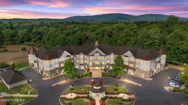 1322 BERRY FARM RD, WHITEHOUSE STATION, NJ 08889 - Image 2b100e9a60a1a2e9d34ed4d845a62f40/521823233