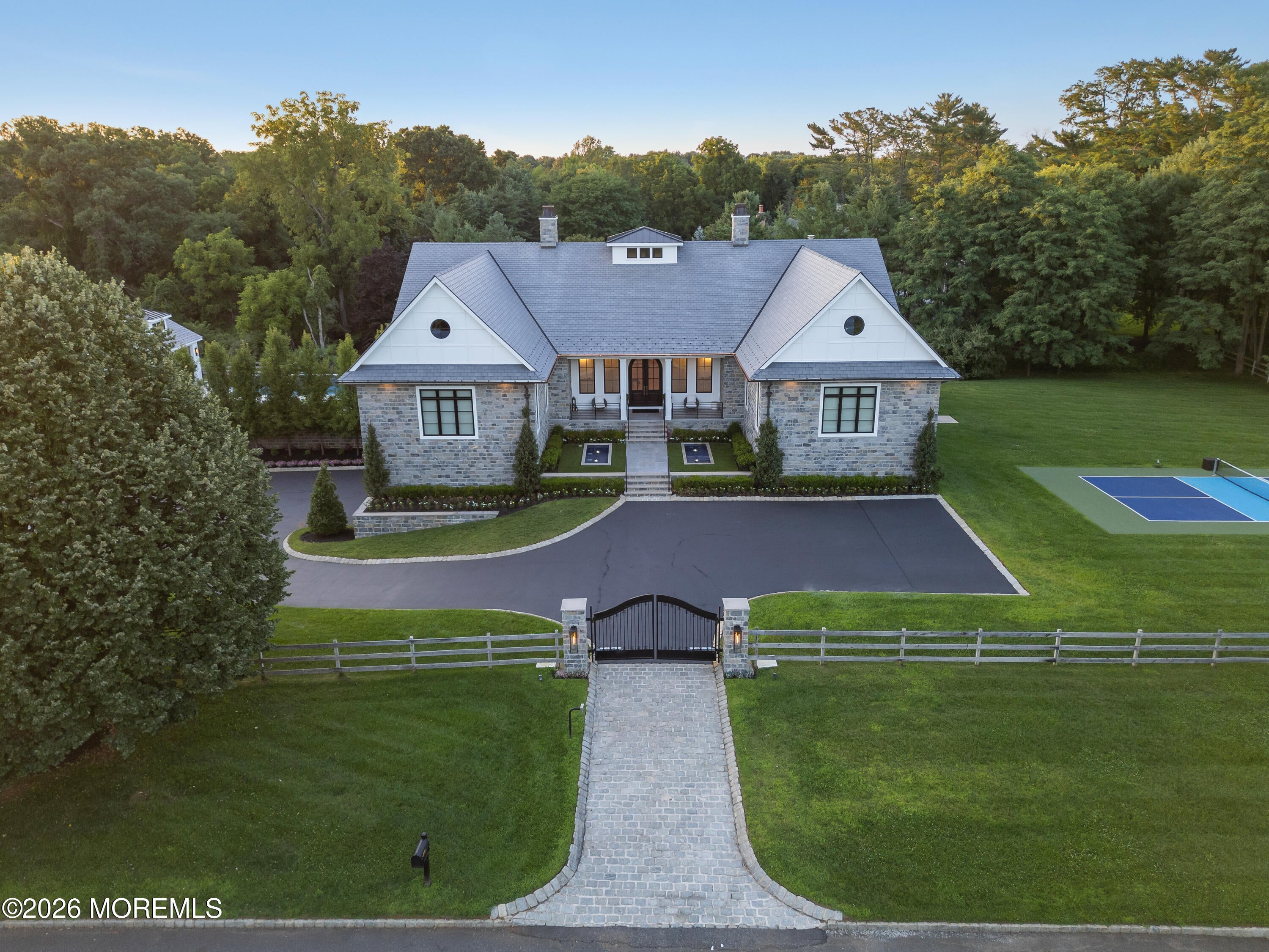 2 Ponderosa Drive
