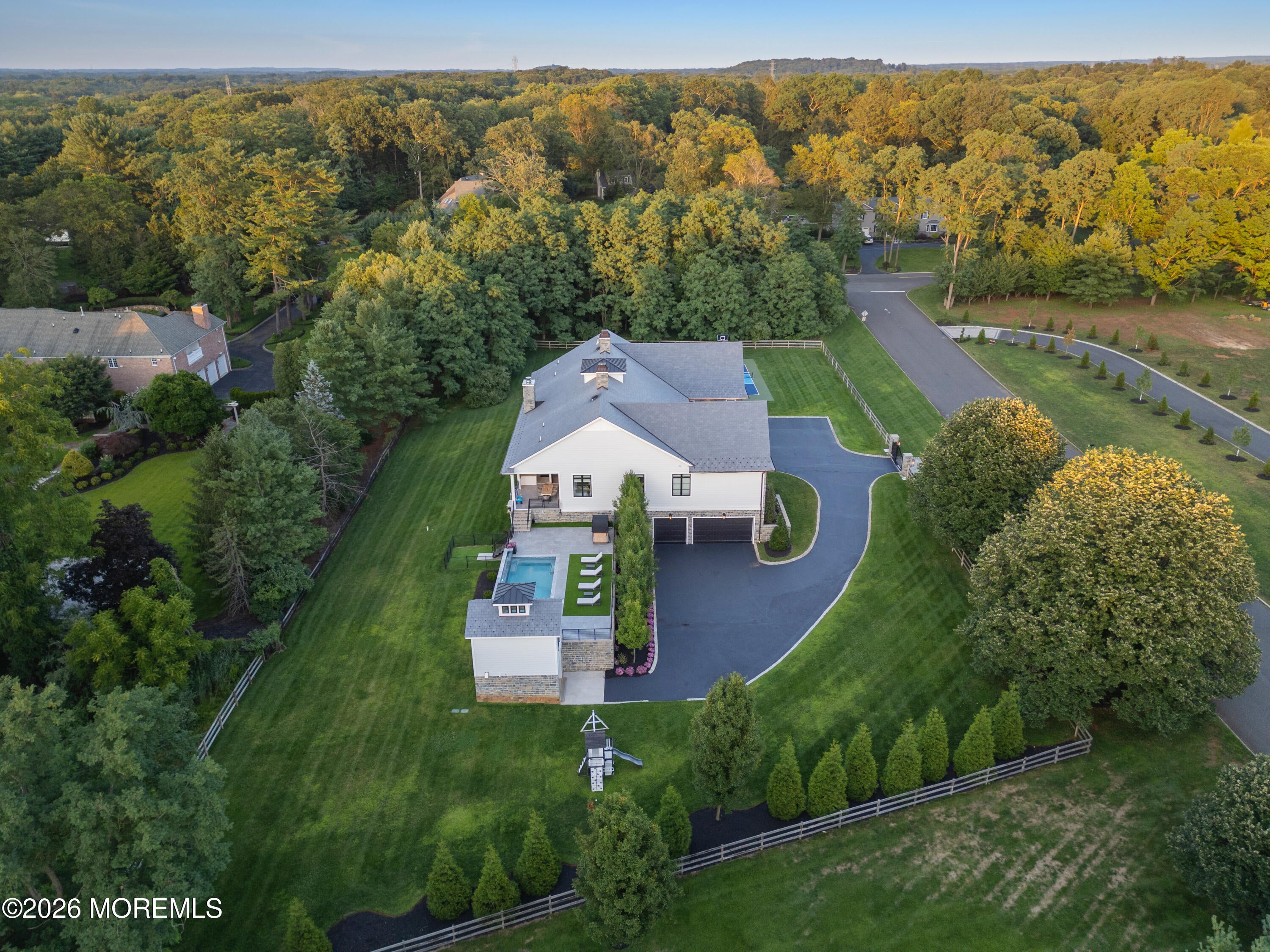 2 Ponderosa Drive